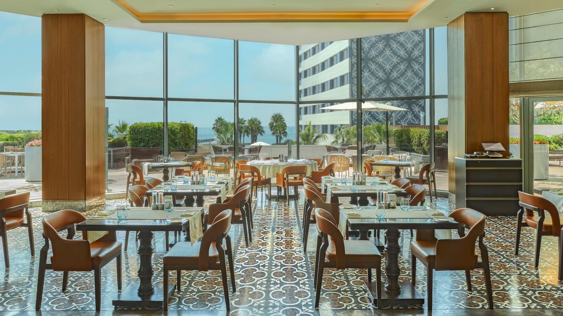 Hyatt Regency Istanbul Ataköy Brizo Restaurant