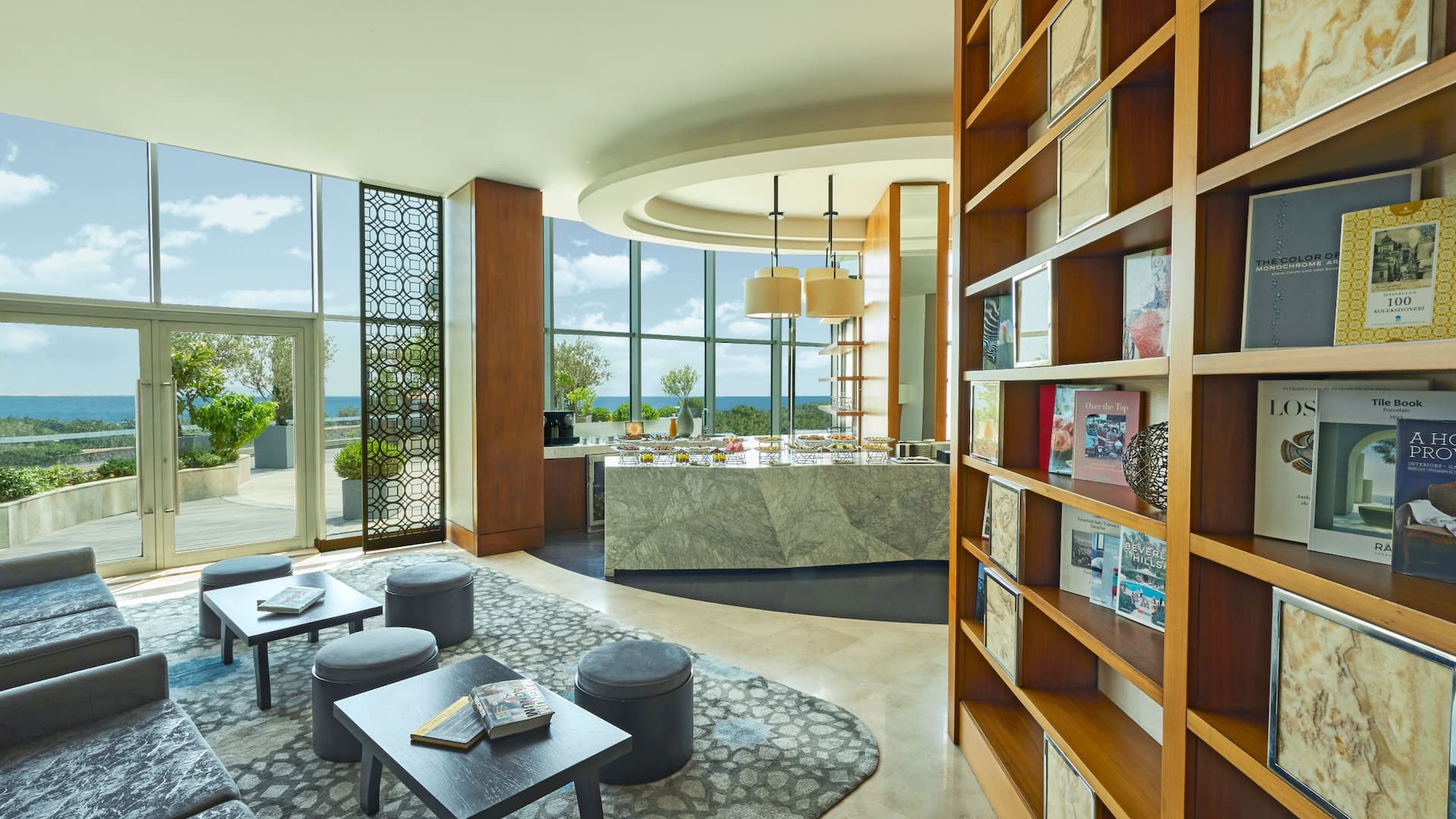 Hyatt Regency Istanbul Ataköy Residence Foyer