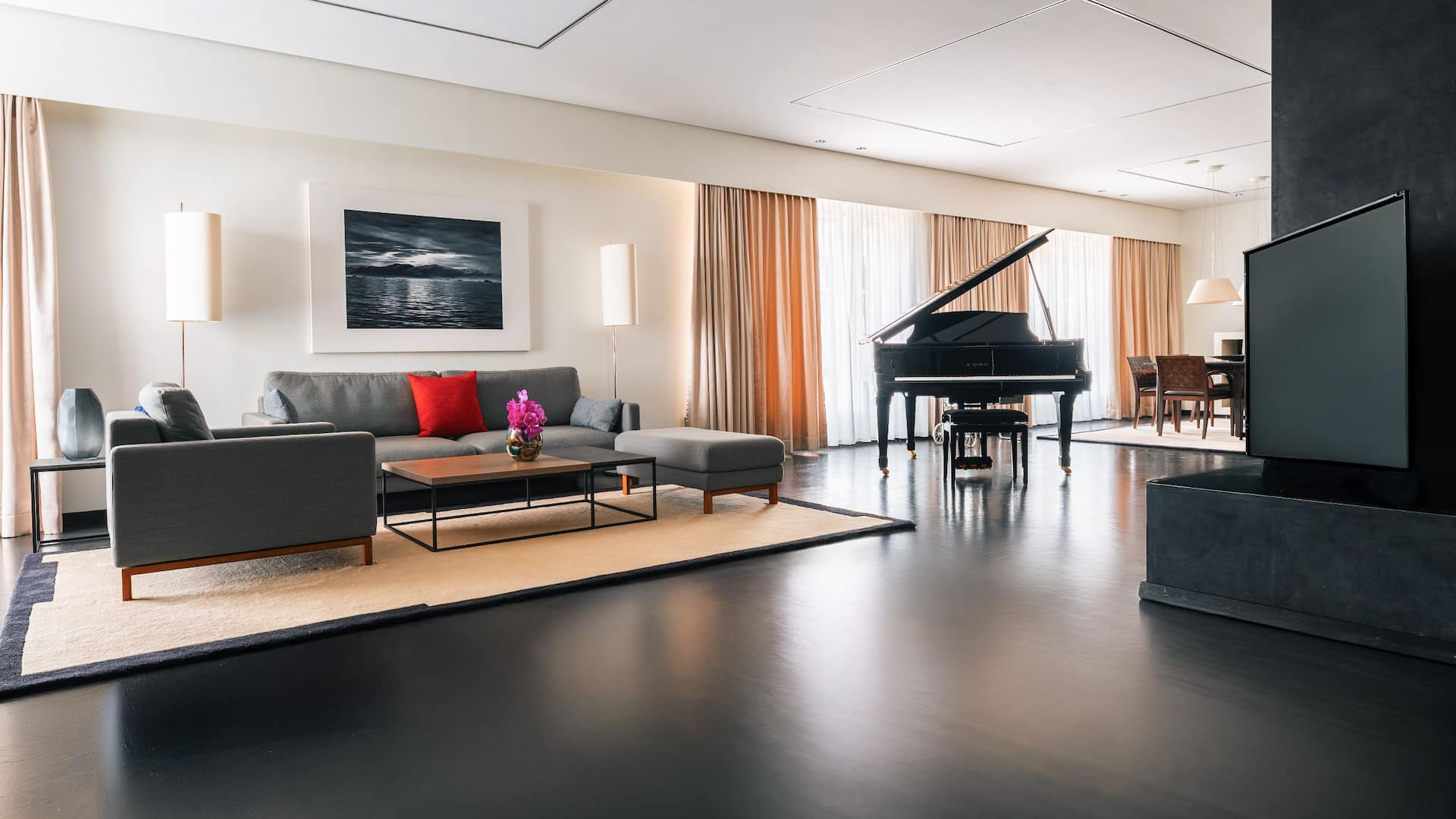 Grand Hyatt Berlin Daimler Suite Living Room Lounge Piano