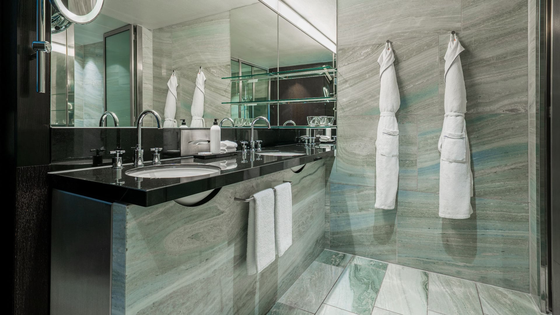 Grand Hyatt Berlin Grand Suite With View Bathroom Bathrobe