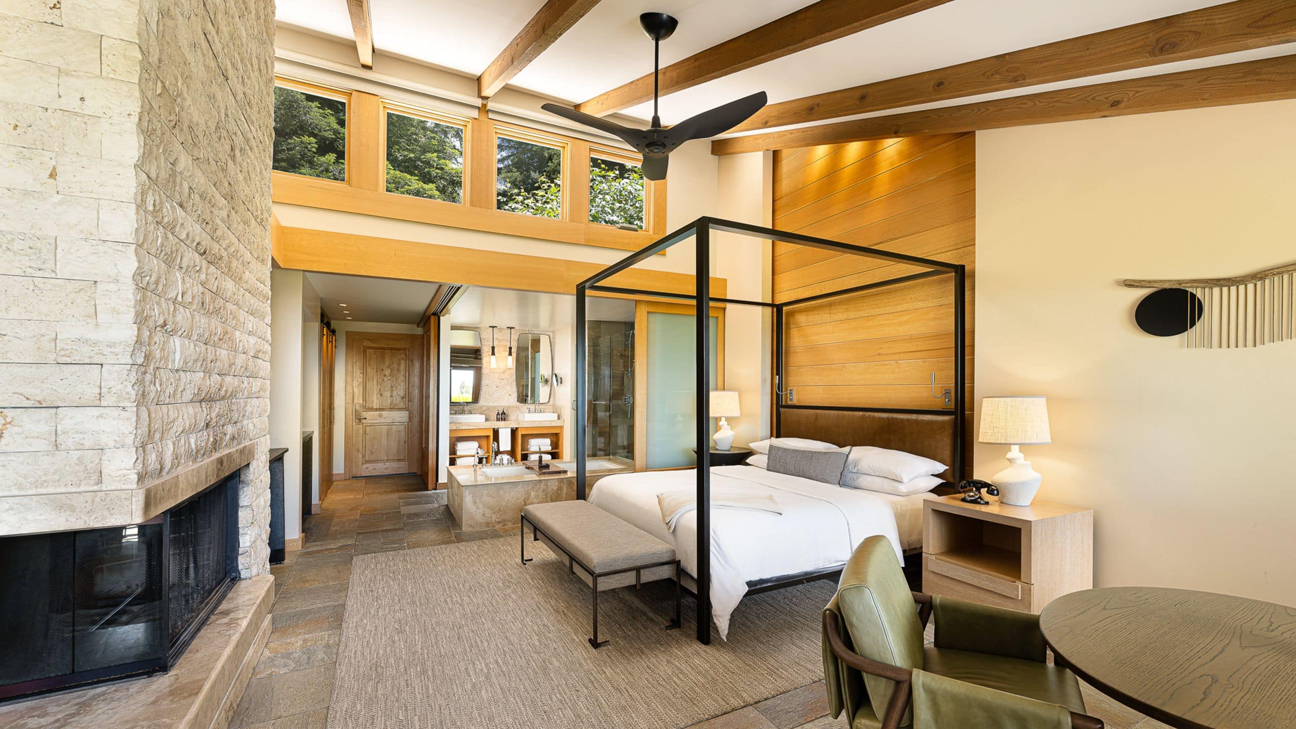 第 1，共 3 Alila Ventana Big Sur Pacific House Suite Bedroom