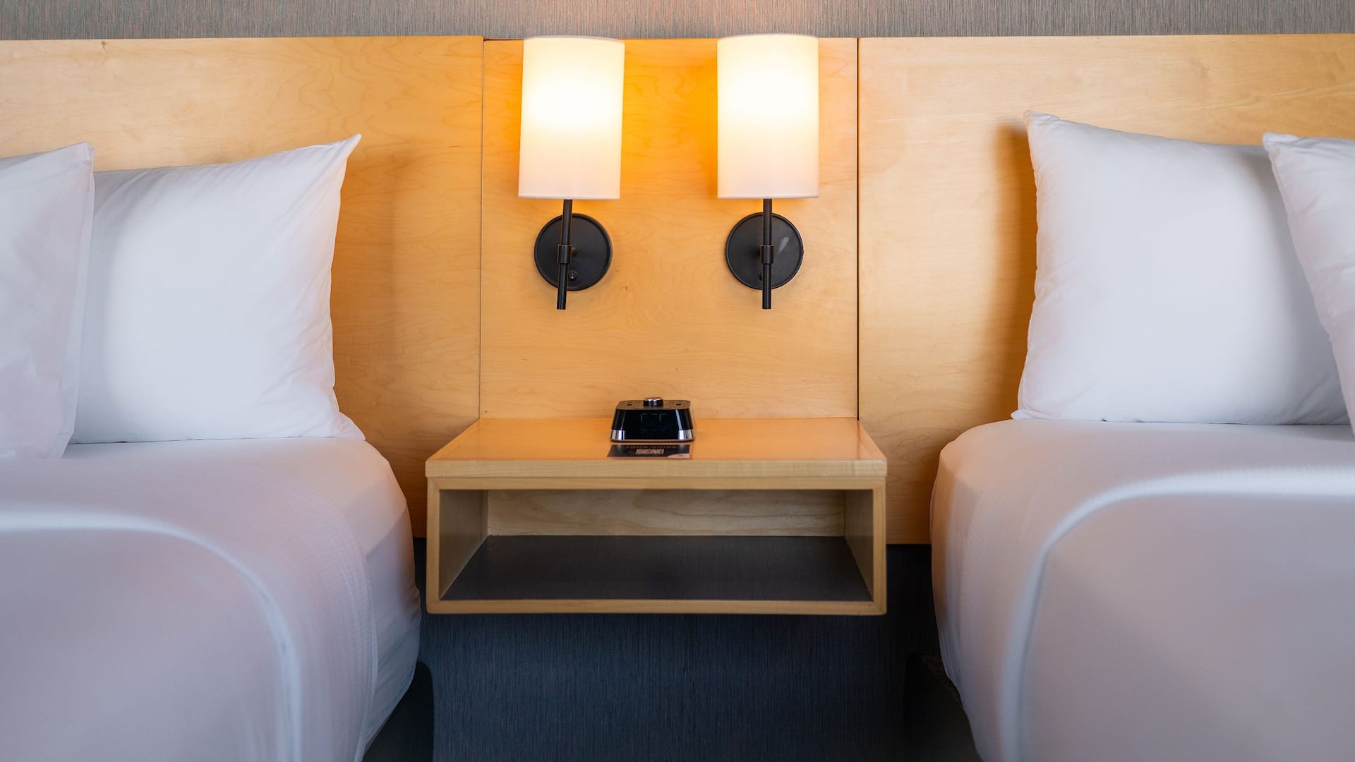 Hyatt Place Saltillo Accesible Suite Close Up