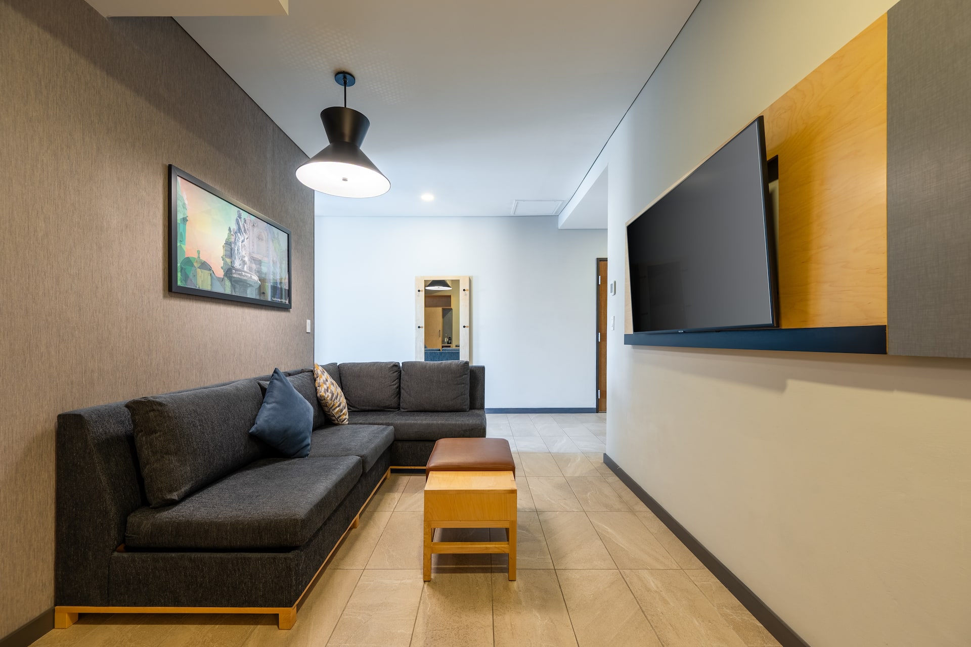 Hyatt Place Saltillo Room Accesible Suite Queen Beds Tub Sofa Bed