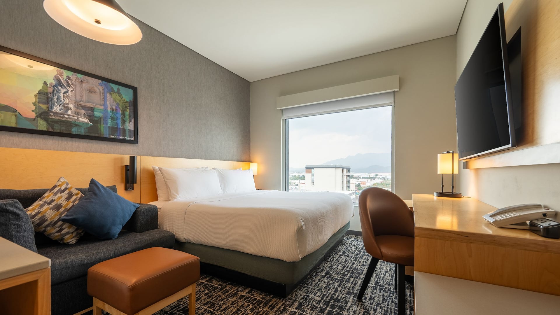 Hyatt Place Saltillo King Bed