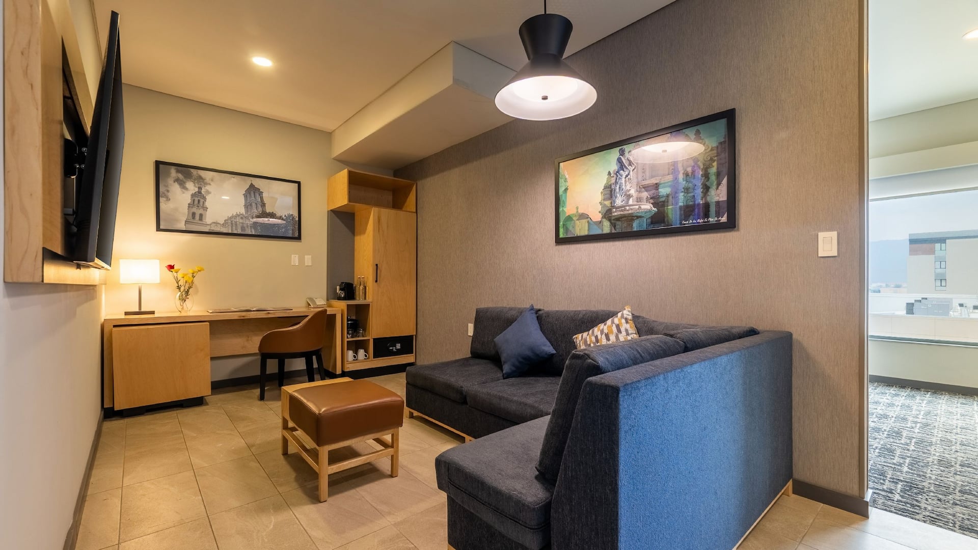 Hyatt Place Saltillo Accessible Suite King Bed Sofa Hall