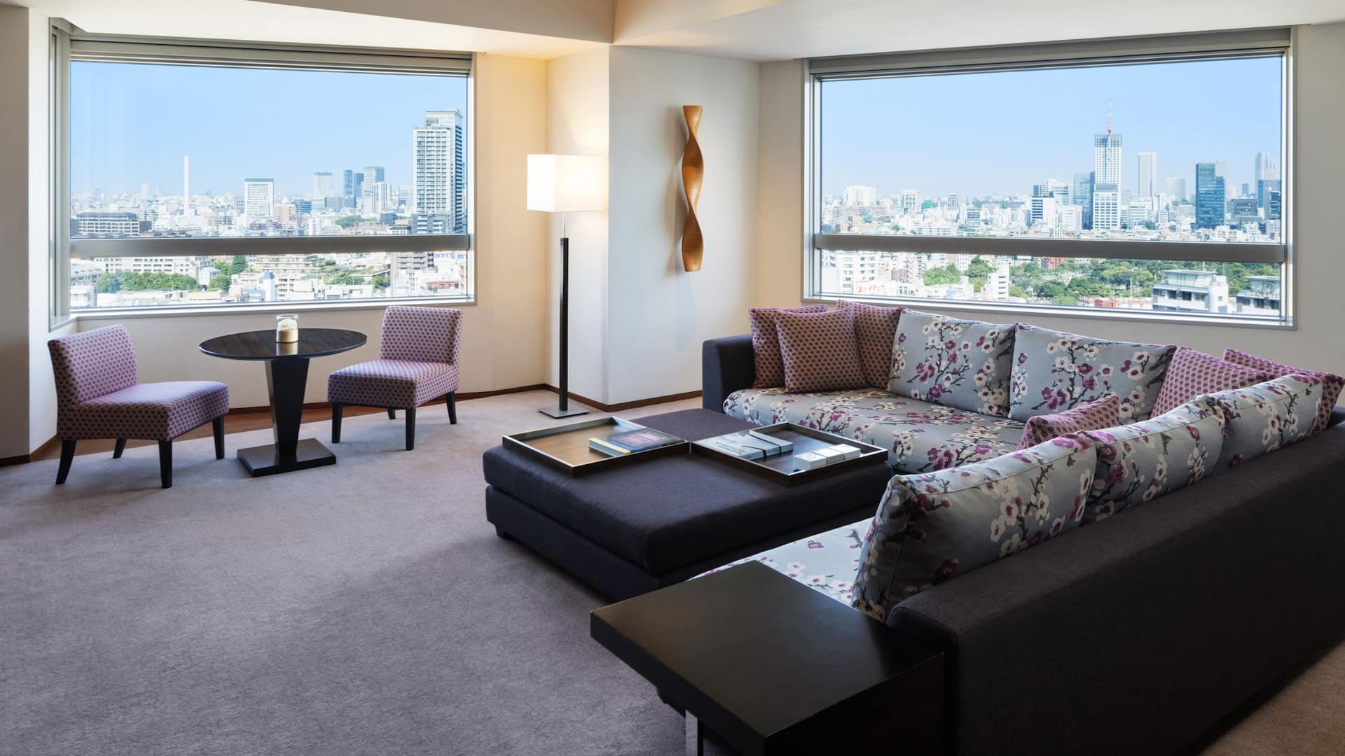 第 3，共 12 Grand Hyatt Tokyo Executive Suite King Living Room