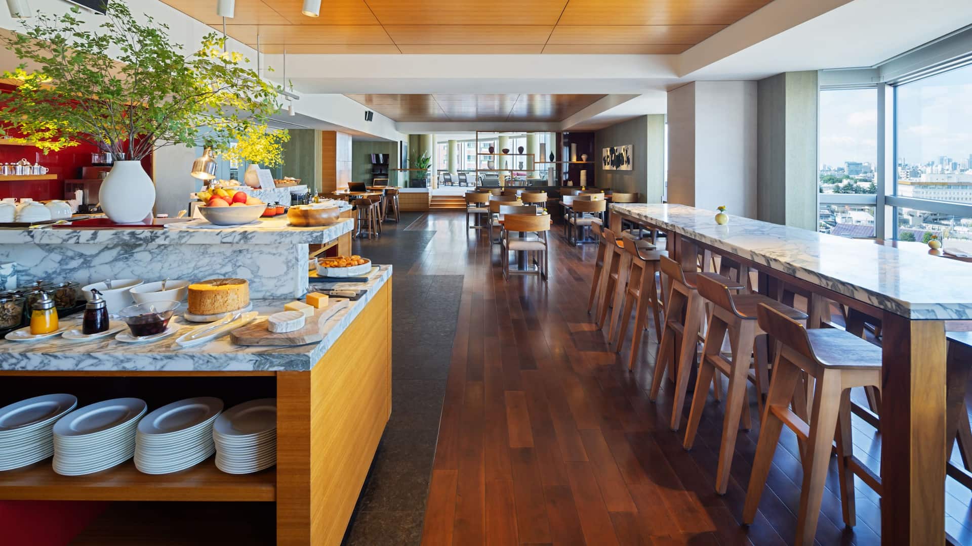 第 5，共 7 Grand Hyatt Tokyo Grand Club Buffet Station