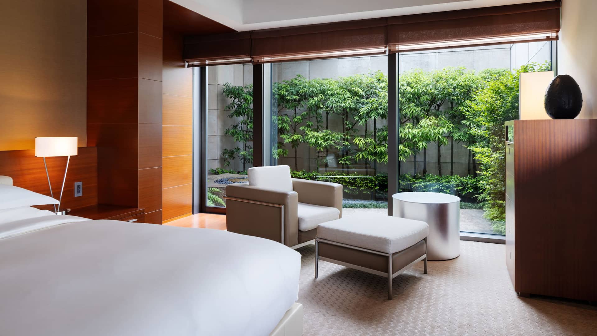 Grand Hyatt Tokyo Premium Queen Window