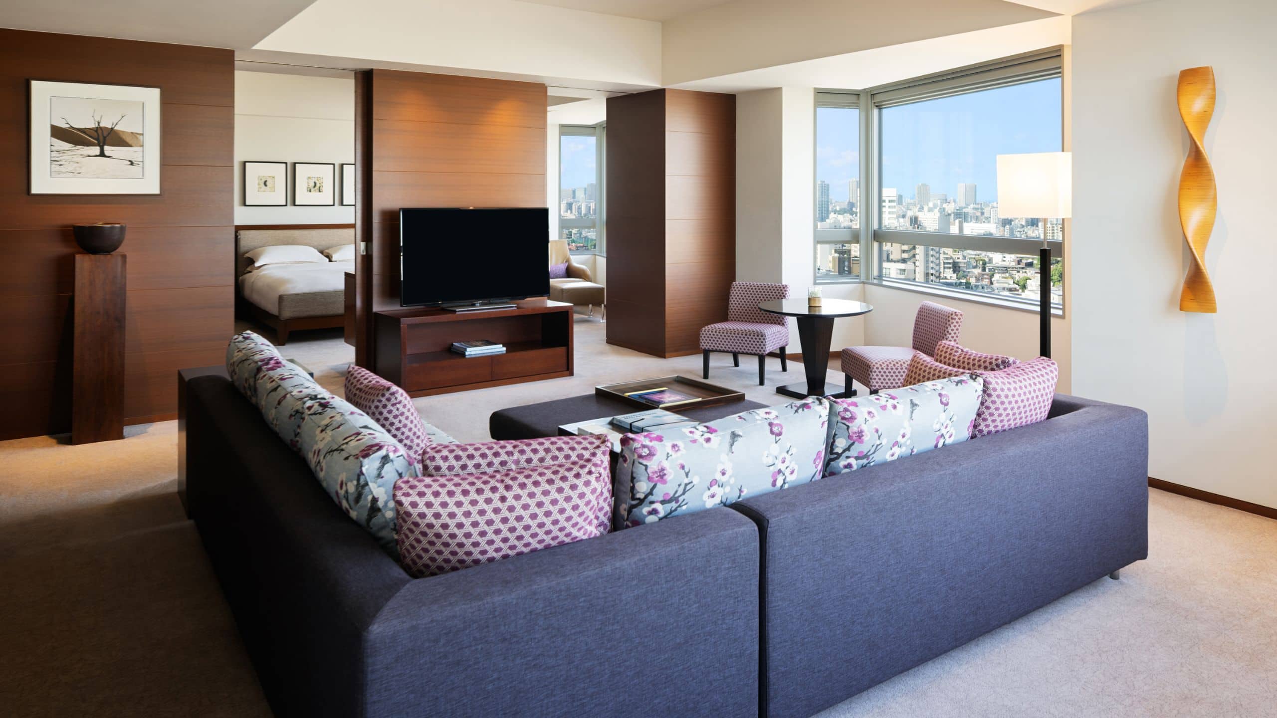 Grand Hyatt Tokyo Executive Suite King Living Room