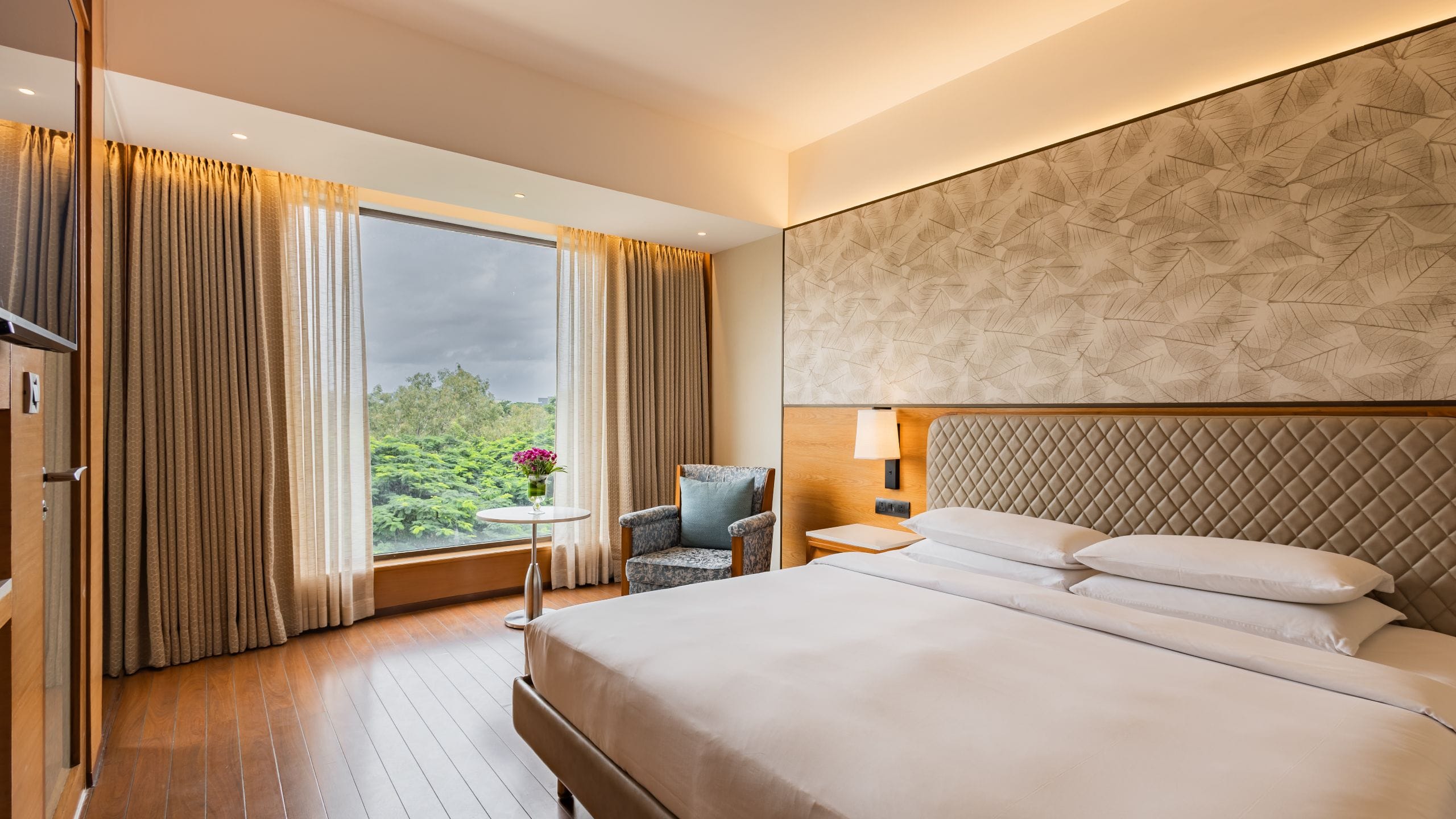 第 12，共 12 Hyatt Pune Garden Suite Bed One