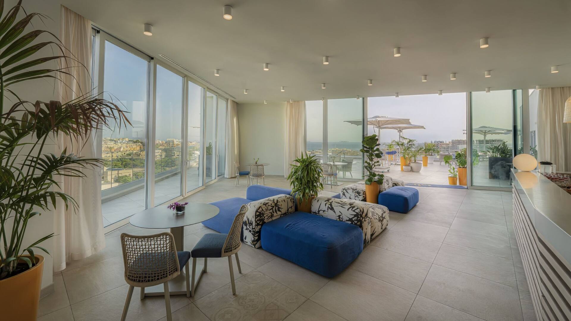 2 of 3 Hyatt Regency Malta Ginger Reception Inside