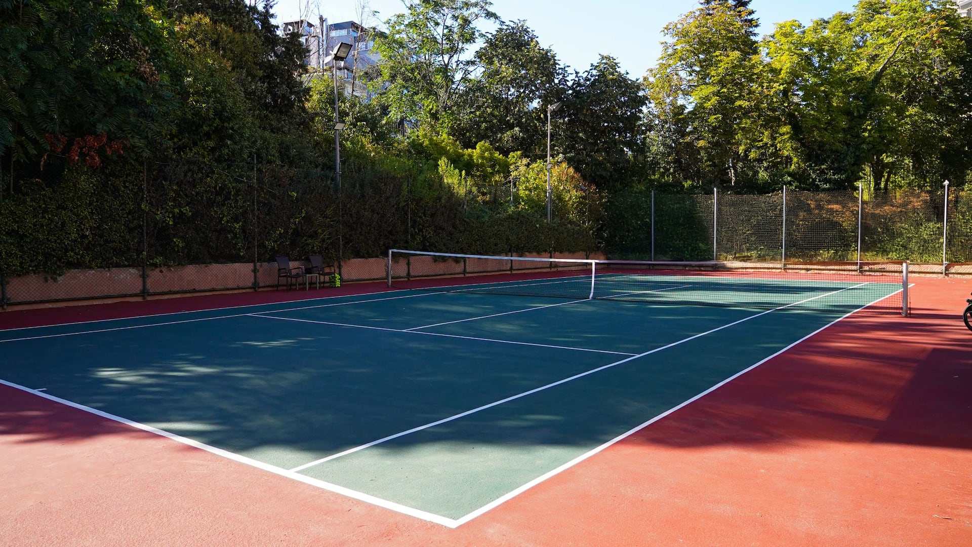 Grand Hyatt Istanbul Tennis Court Garden