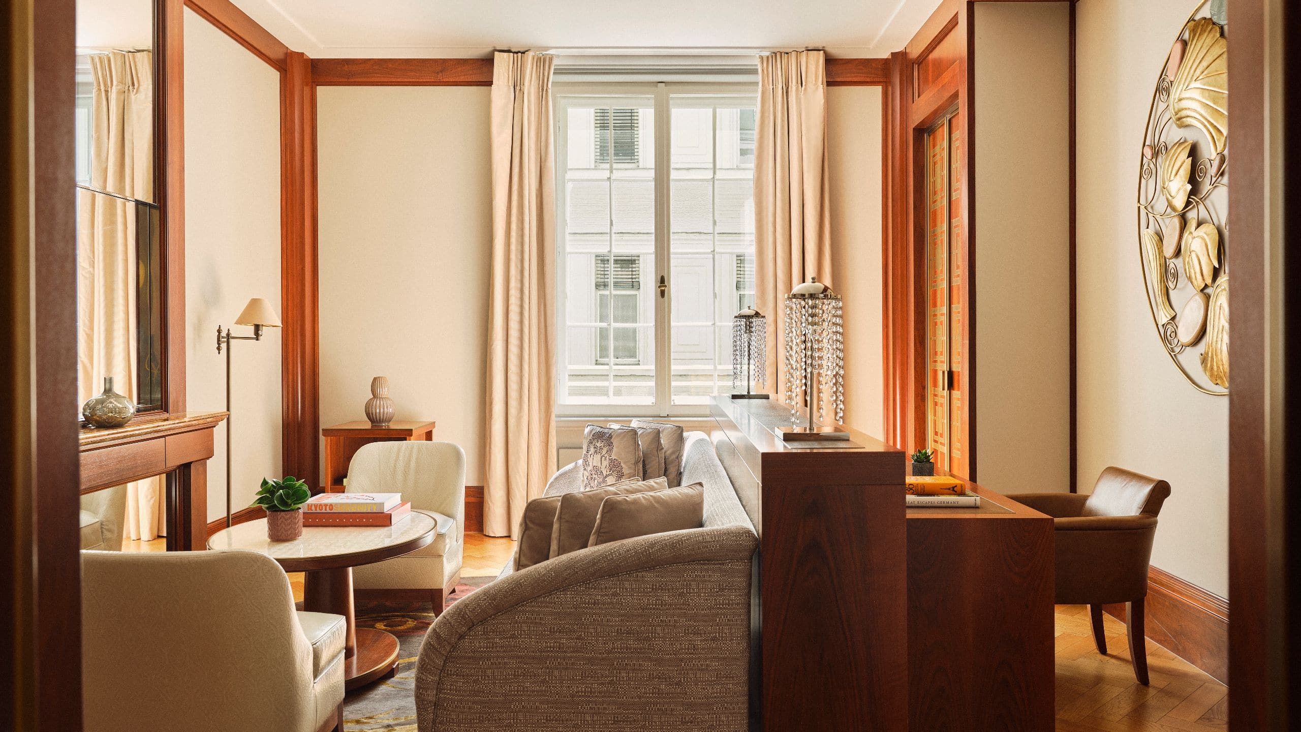 Park Hyatt Vienna Vienna Park Suite Deluxe Living Room
