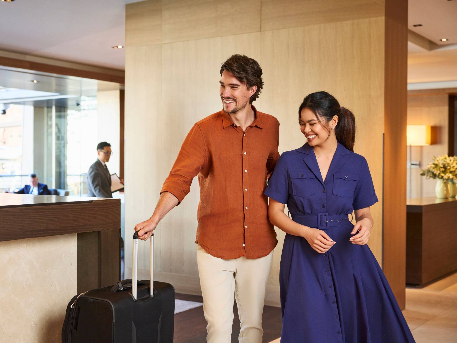 Global Couple Check In Suitcase