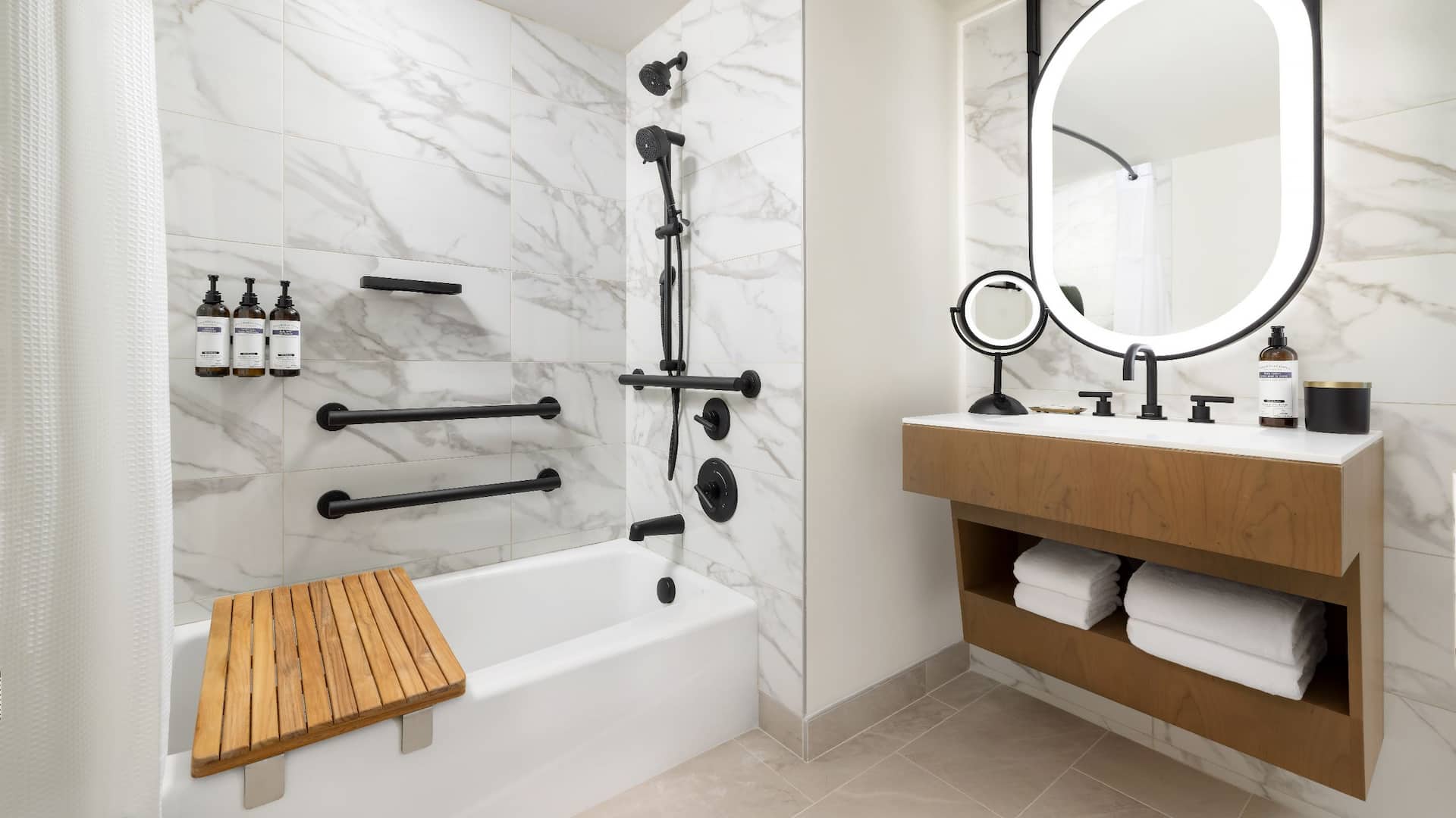 2 of 2 Hyatt Regency Times Square Accessible Bathroom With Tub