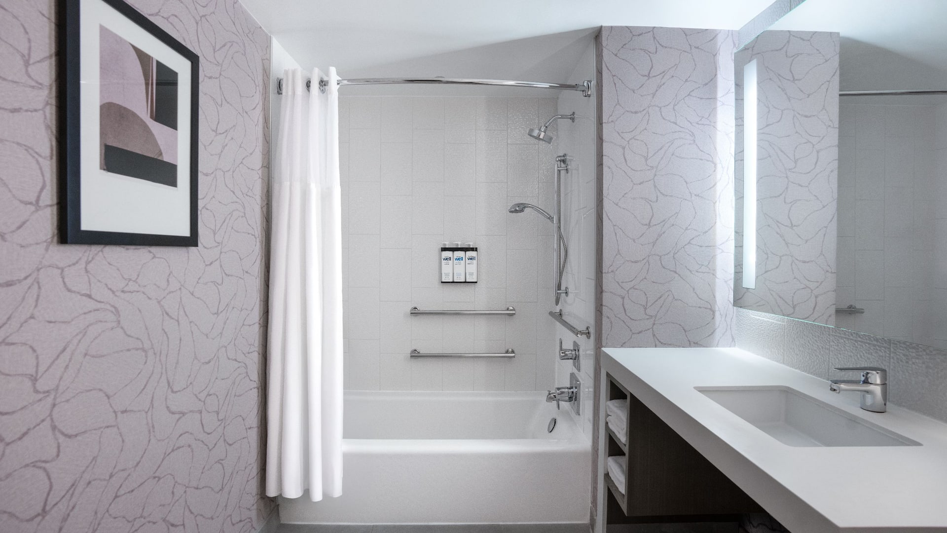 2 de 4 Hyatt House Washington DC / Downtown / Convention Center Accessible Tub