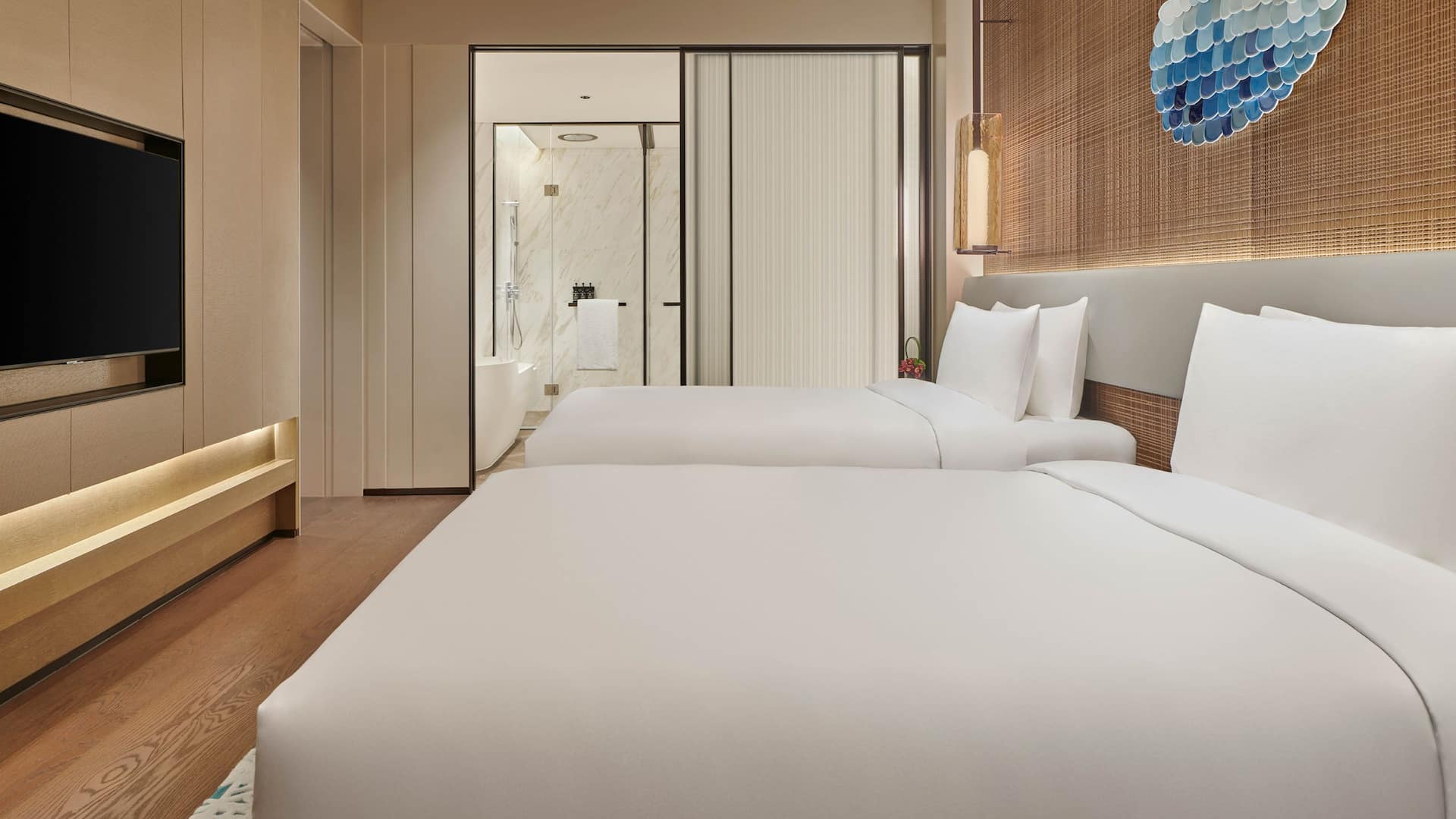 Hyatt Regency Shanghai Lingang City View Suite