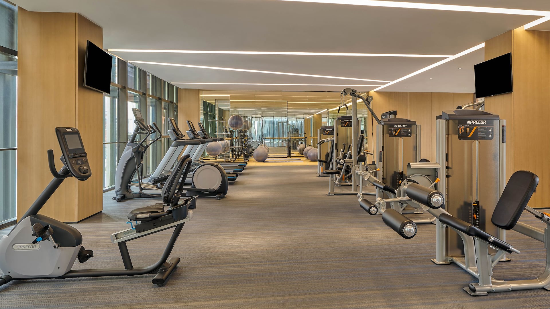 Hyatt Regency Shanghai Lingang Fitness Center