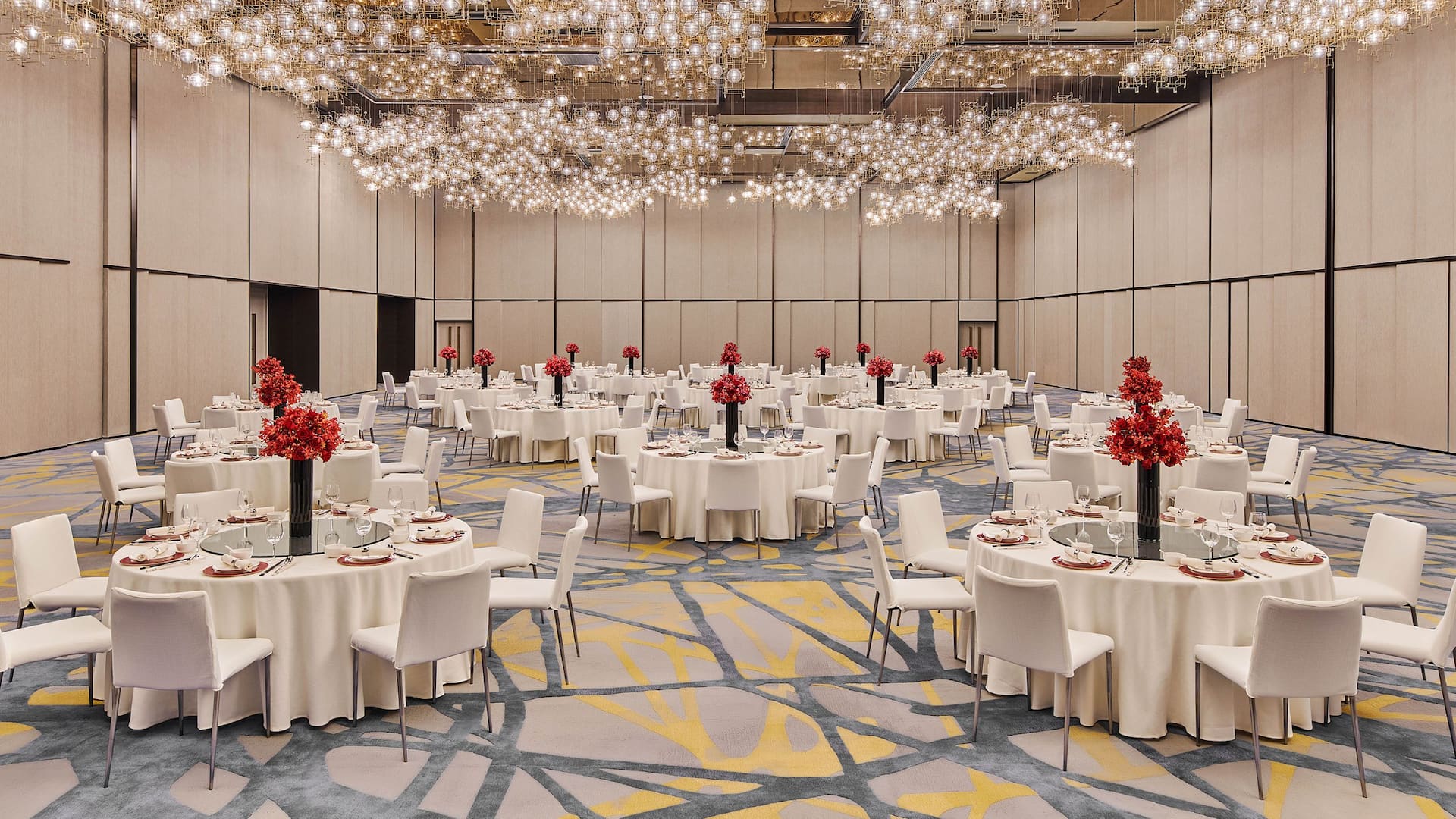 Hyatt Regency Shanghai Lingang Regency Ballroom Wedding