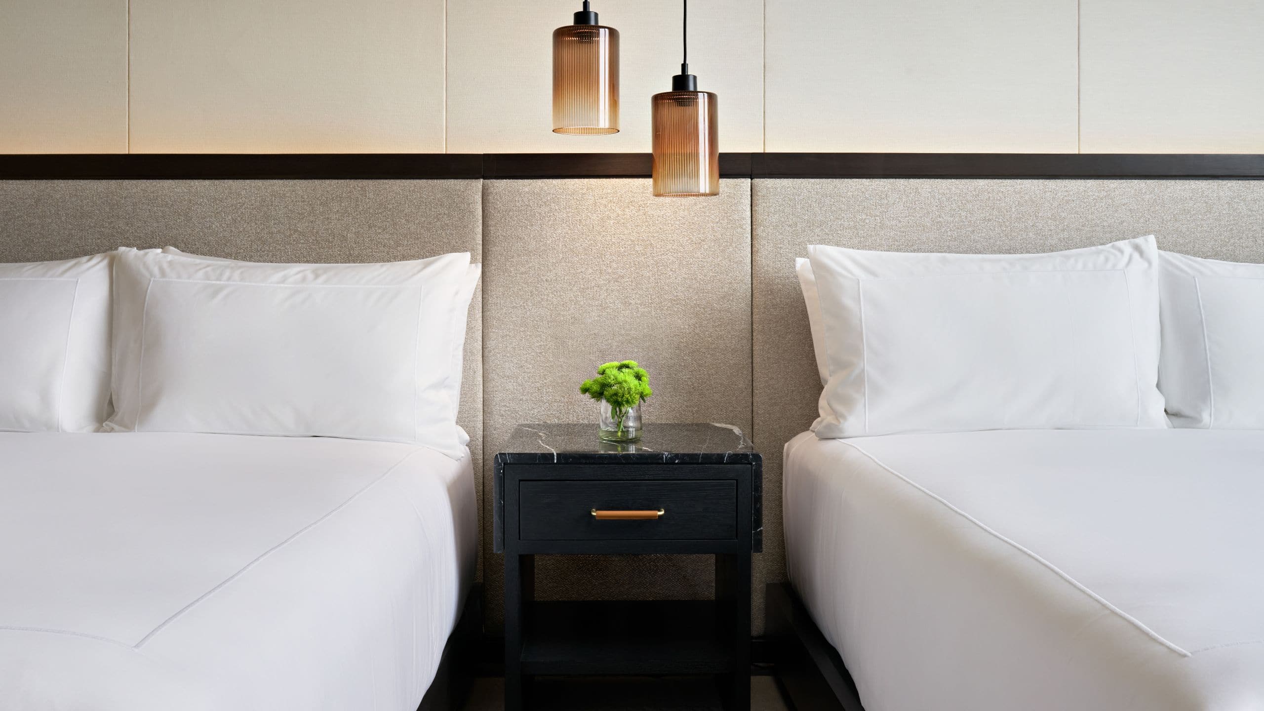 1 of 1 Park Hyatt Mexico City Two Queen Nightstand