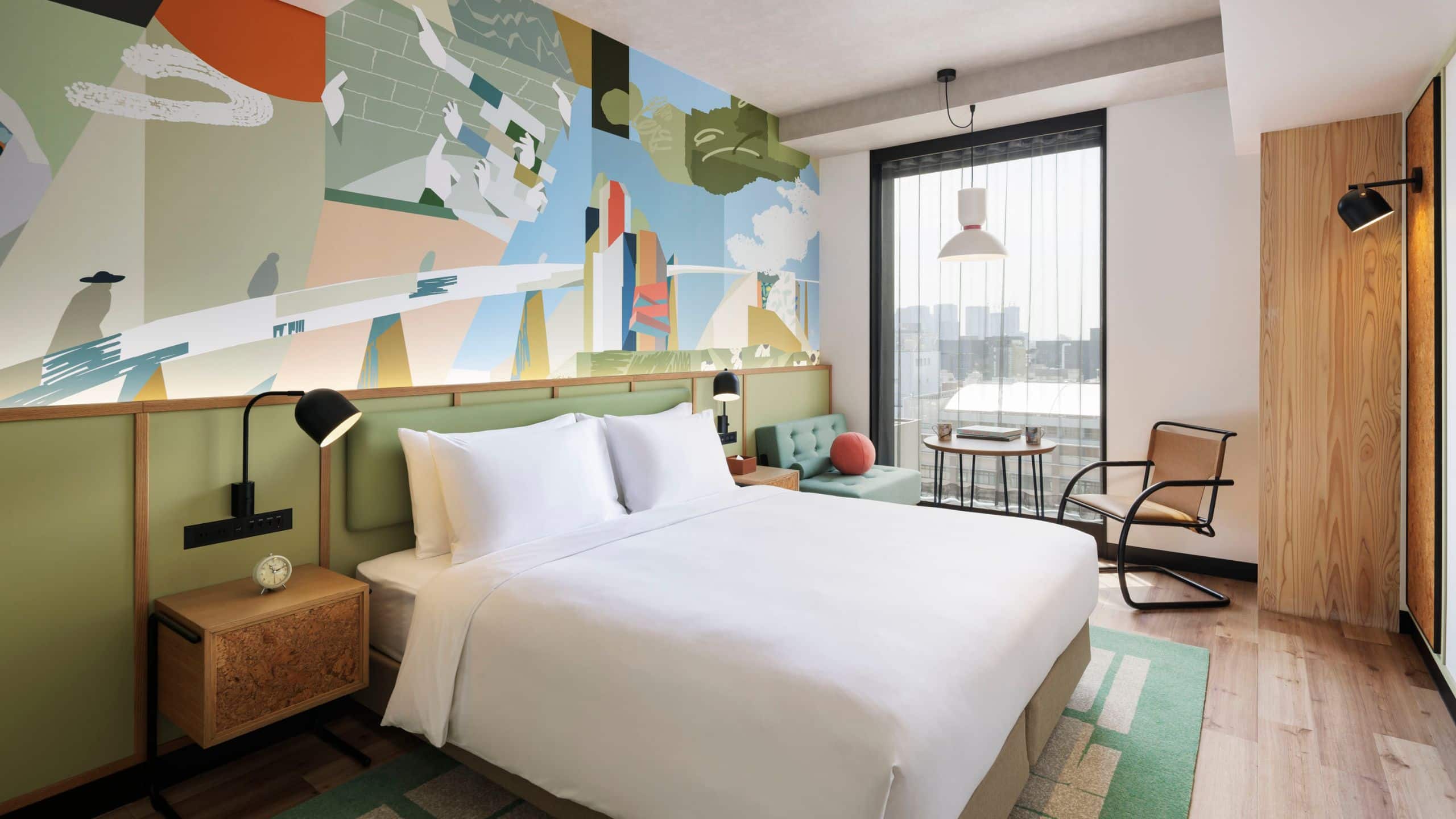 Caption by Hyatt Kabutocho Tokyo Deluxe King Guestroom