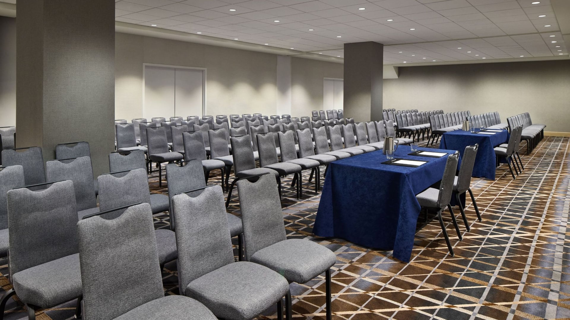 1 of 1 Hyatt Regency Washington on Capitol Hill Hall Of Battles