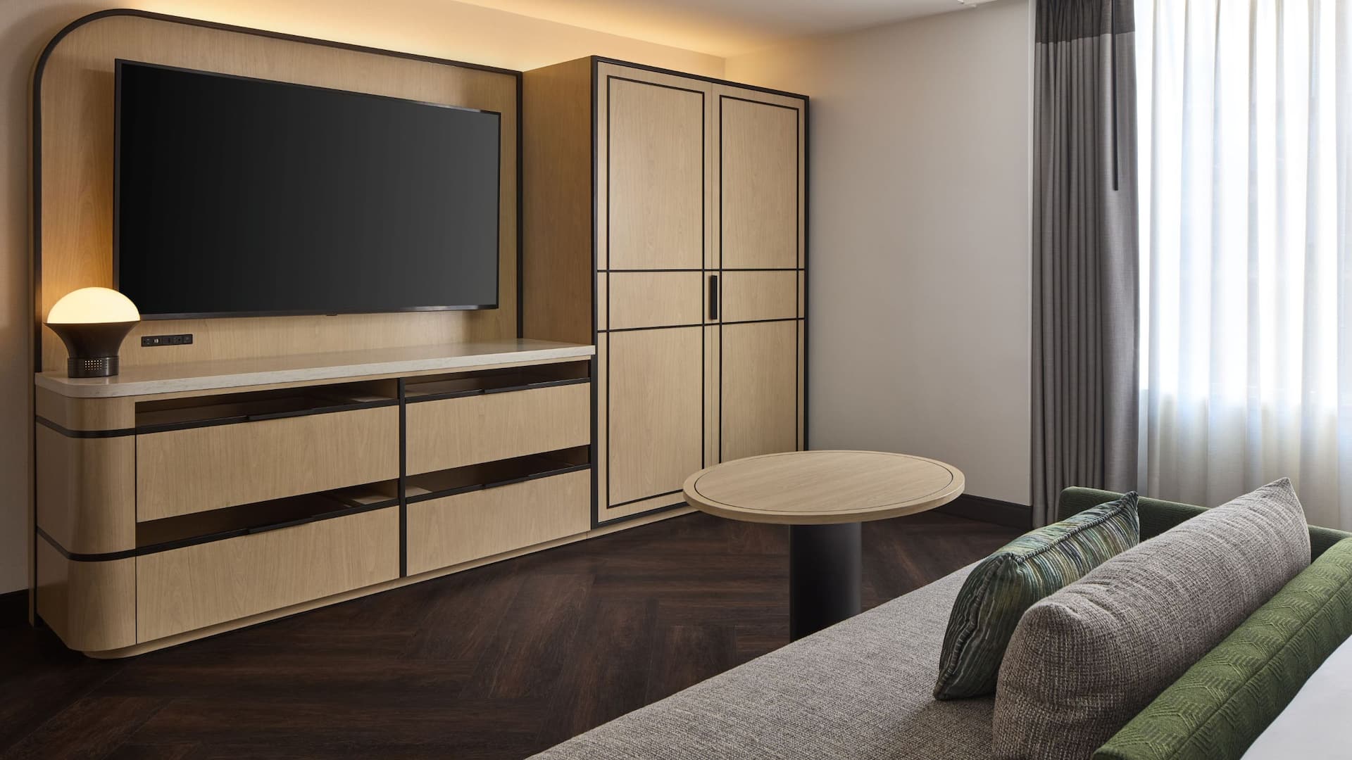 Hyatt Regency Washington on Capitol Hill Presidential Suite Bedroom Seating Area