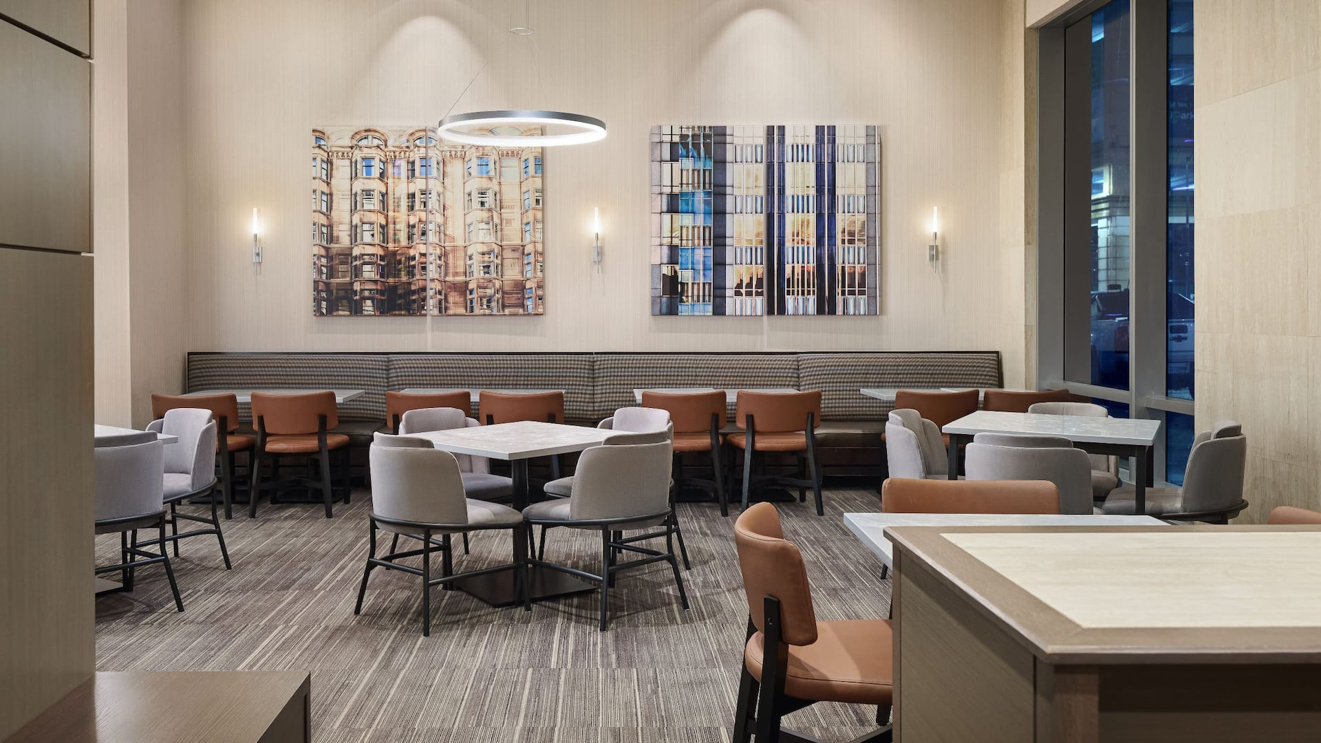 Hyatt Place Chicago/Downtown-The Loop Breakfast Room