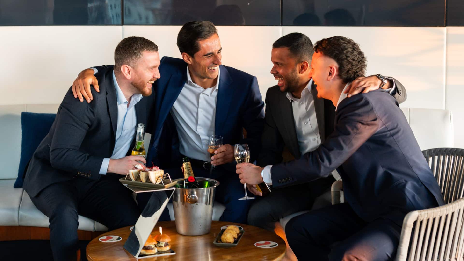 Hyatt Regency Sydney Group Guys Zephyr