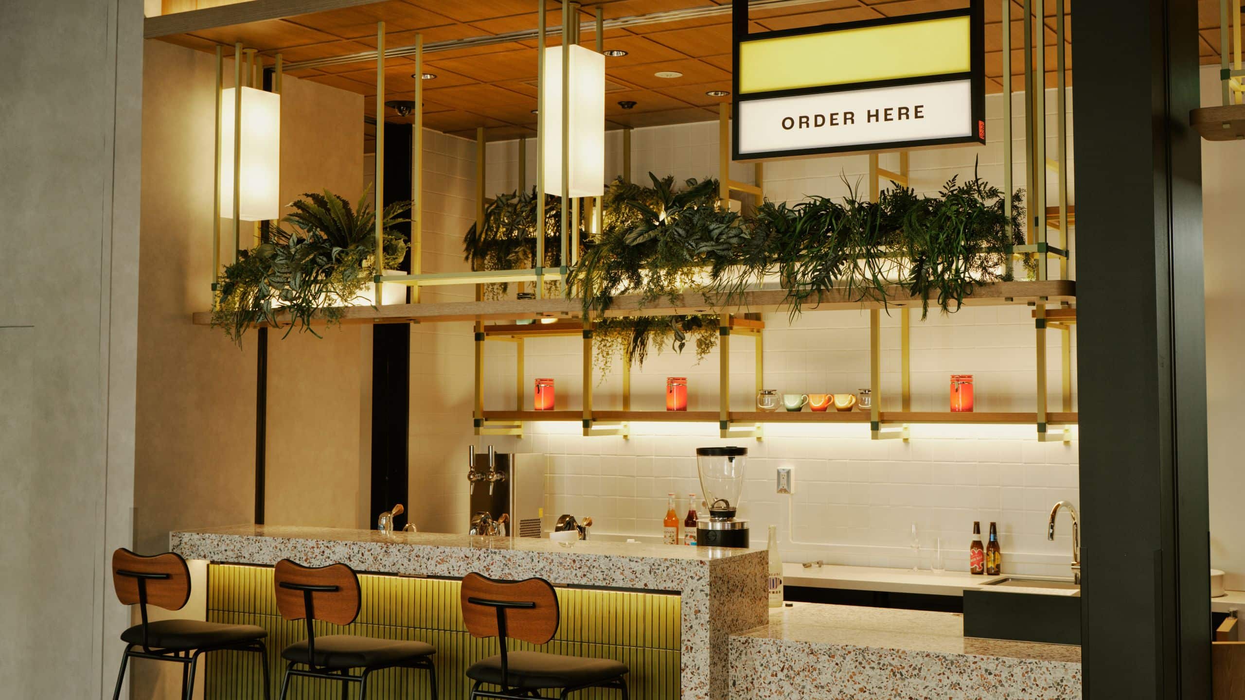 Caption by Hyatt Kabutocho Tokyo Talk Shop