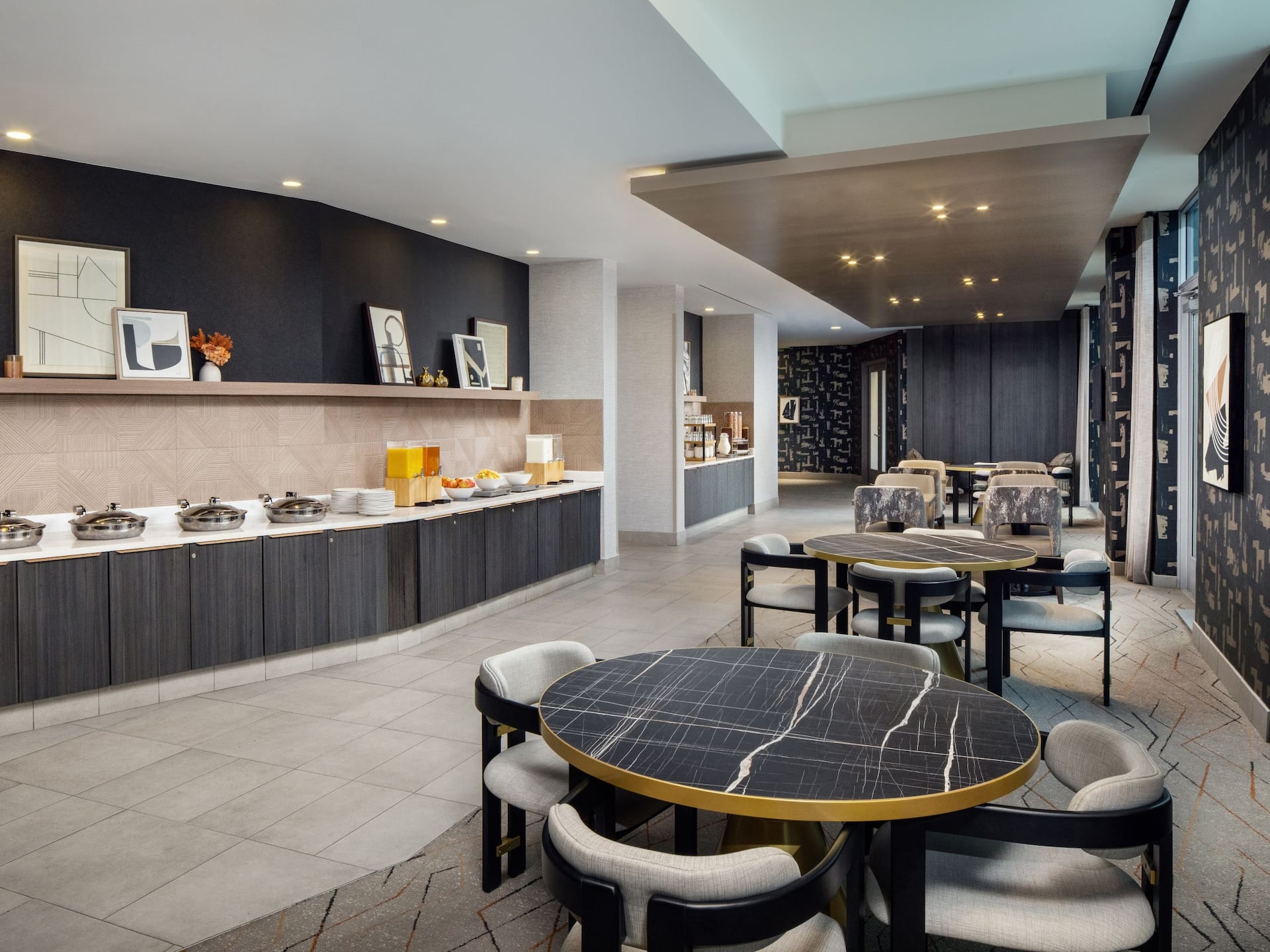 Hyatt House Washington DC / Downtown / Convention Center Breakfast Area