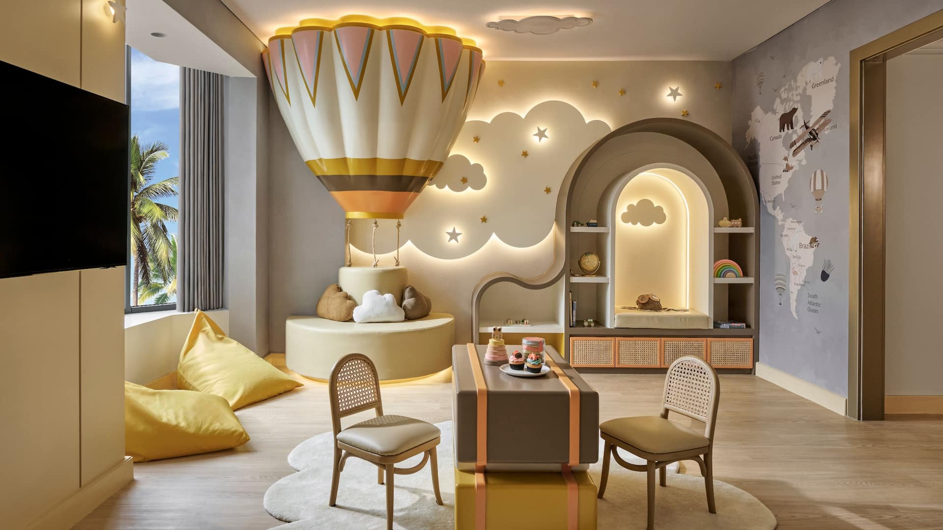 2 из 2 Grand Hyatt Jakarta Voyage Room