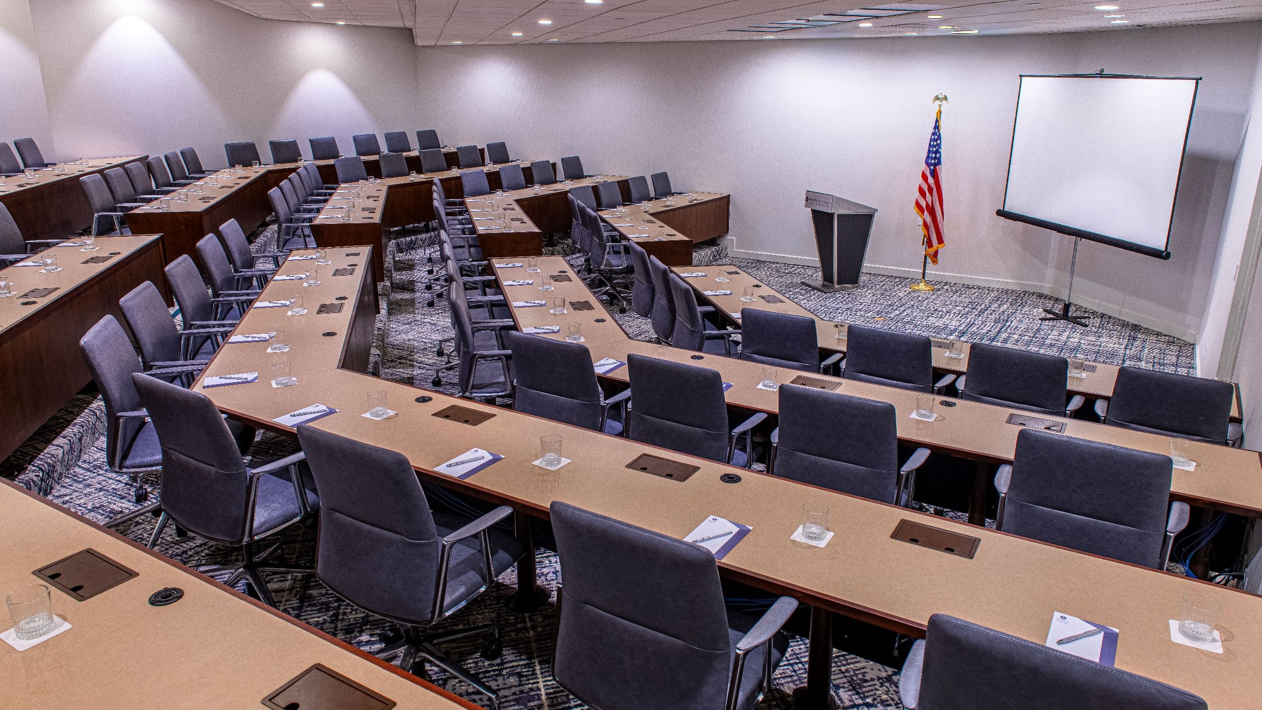 Hyatt Regency Crystal City at Reagan National Airport Conference Theater