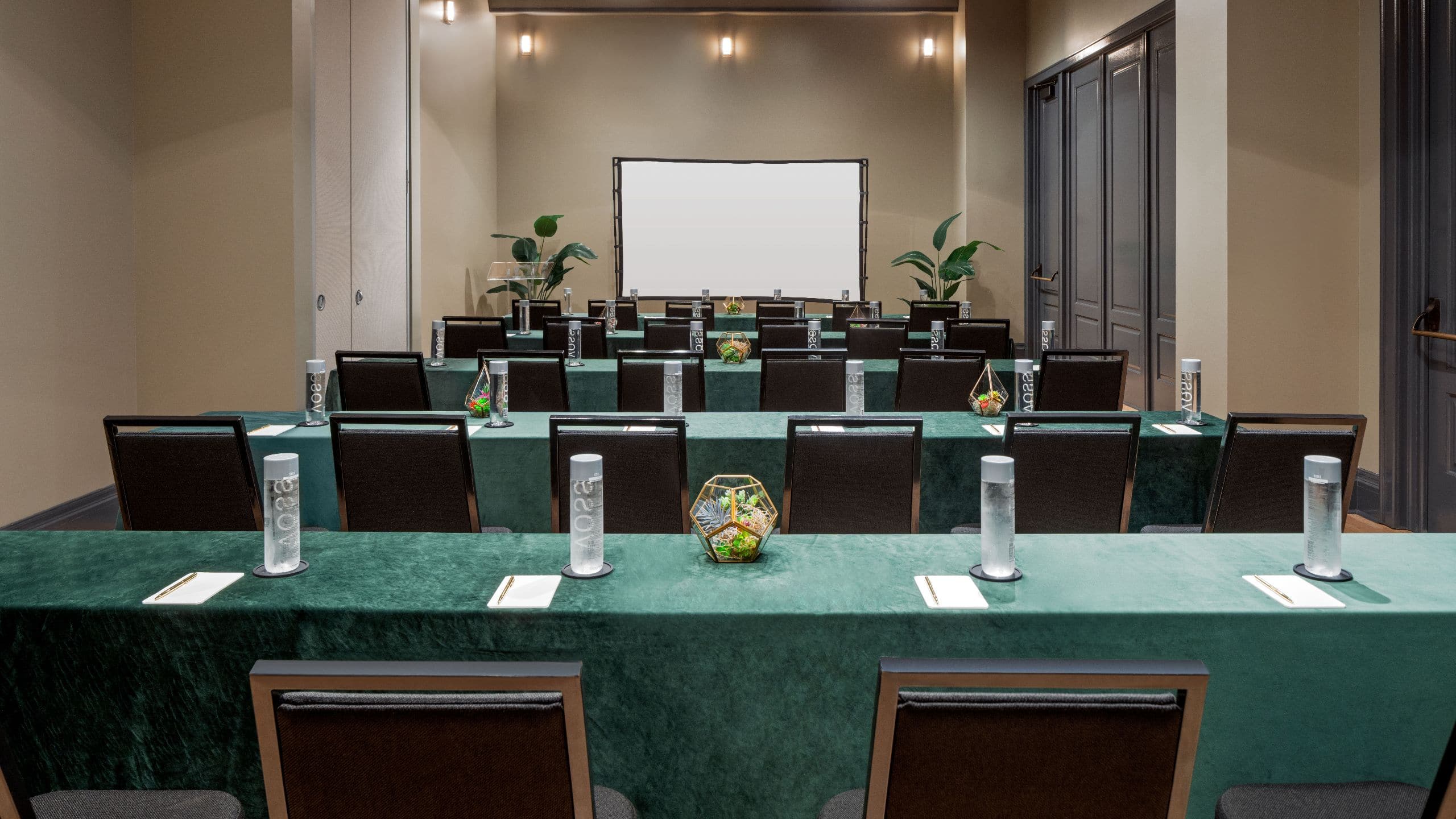 1 of 4 The Barnett Green Room Classroom Alt