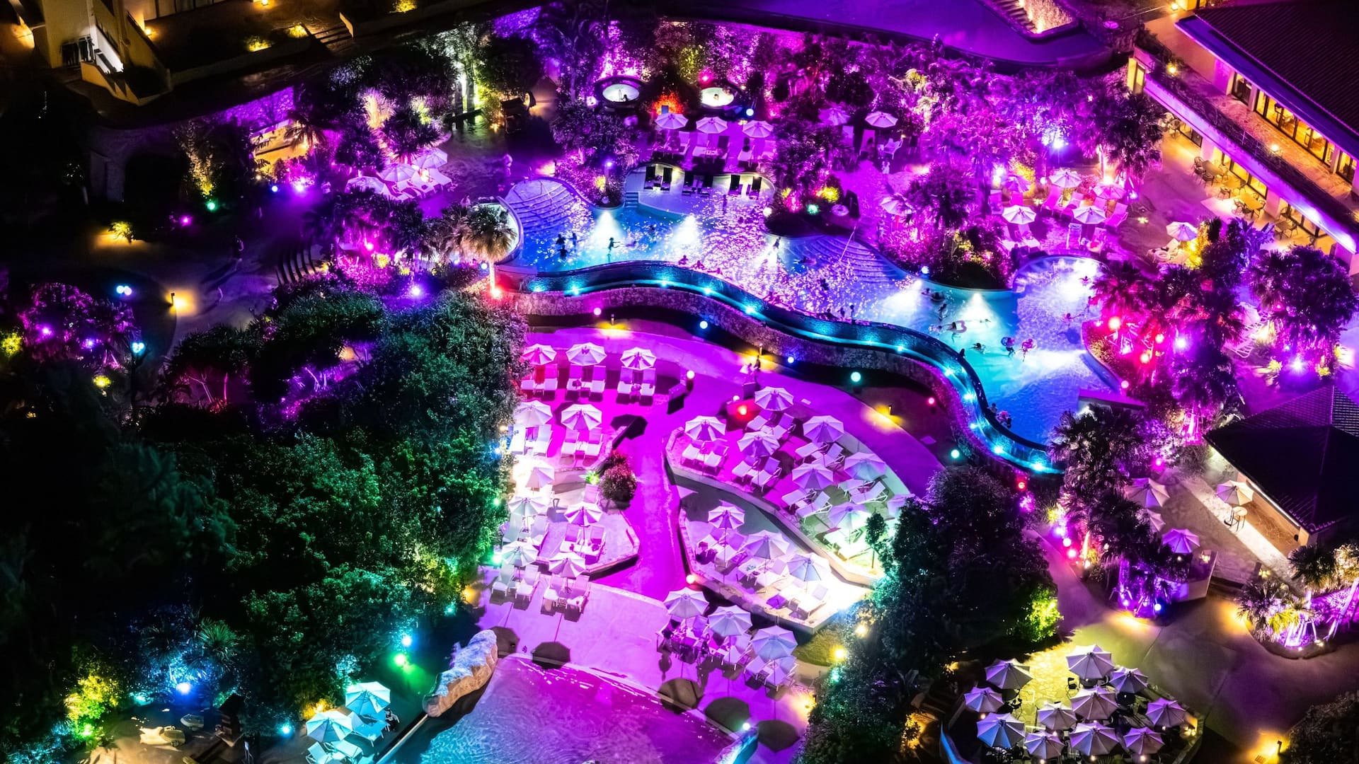 Hyatt Regency Seragaki Island, Okinawa Lighted Nightpool