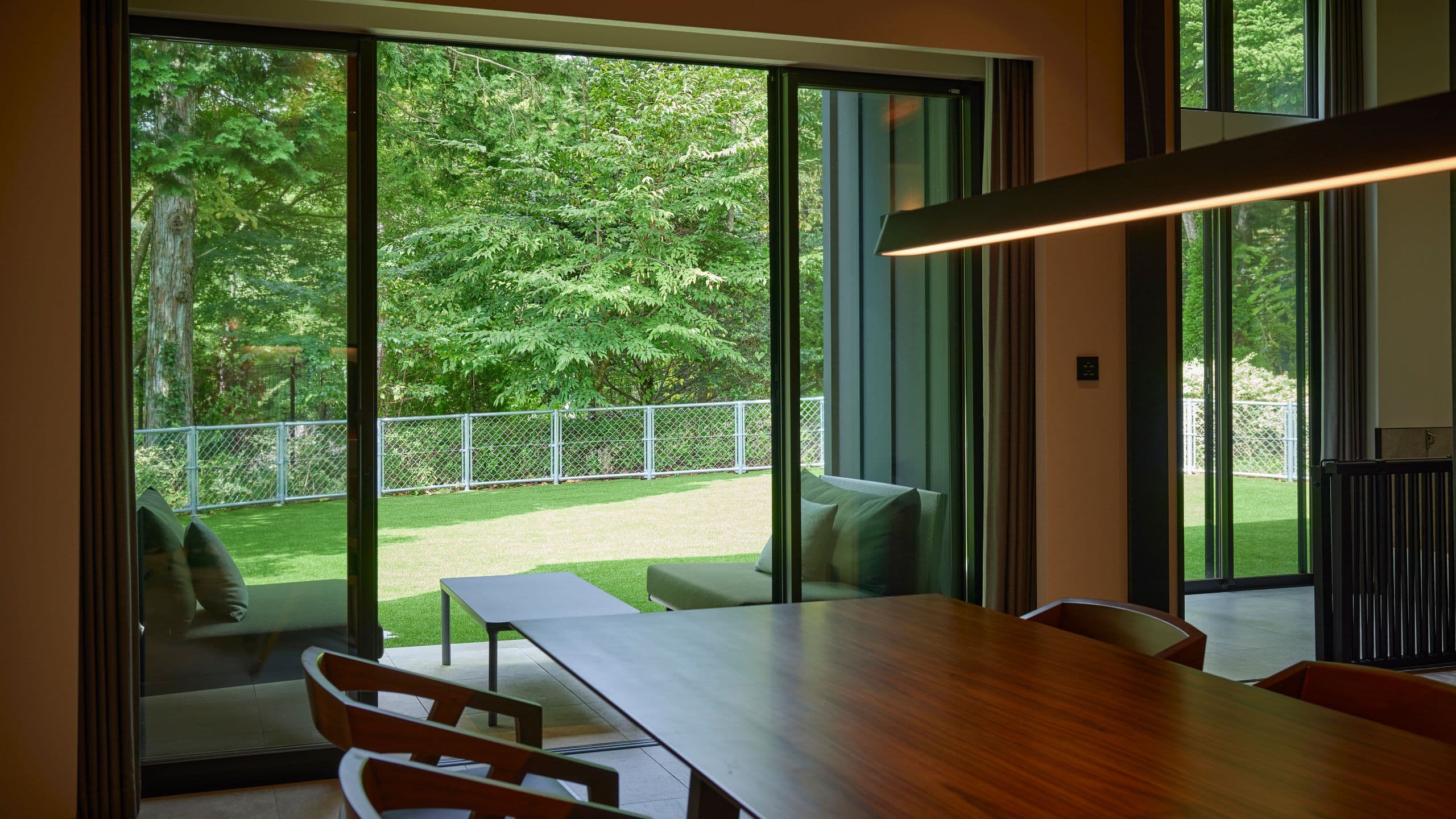 Fuji Speedway Hotel Residential Villa Dining Artificial Grass