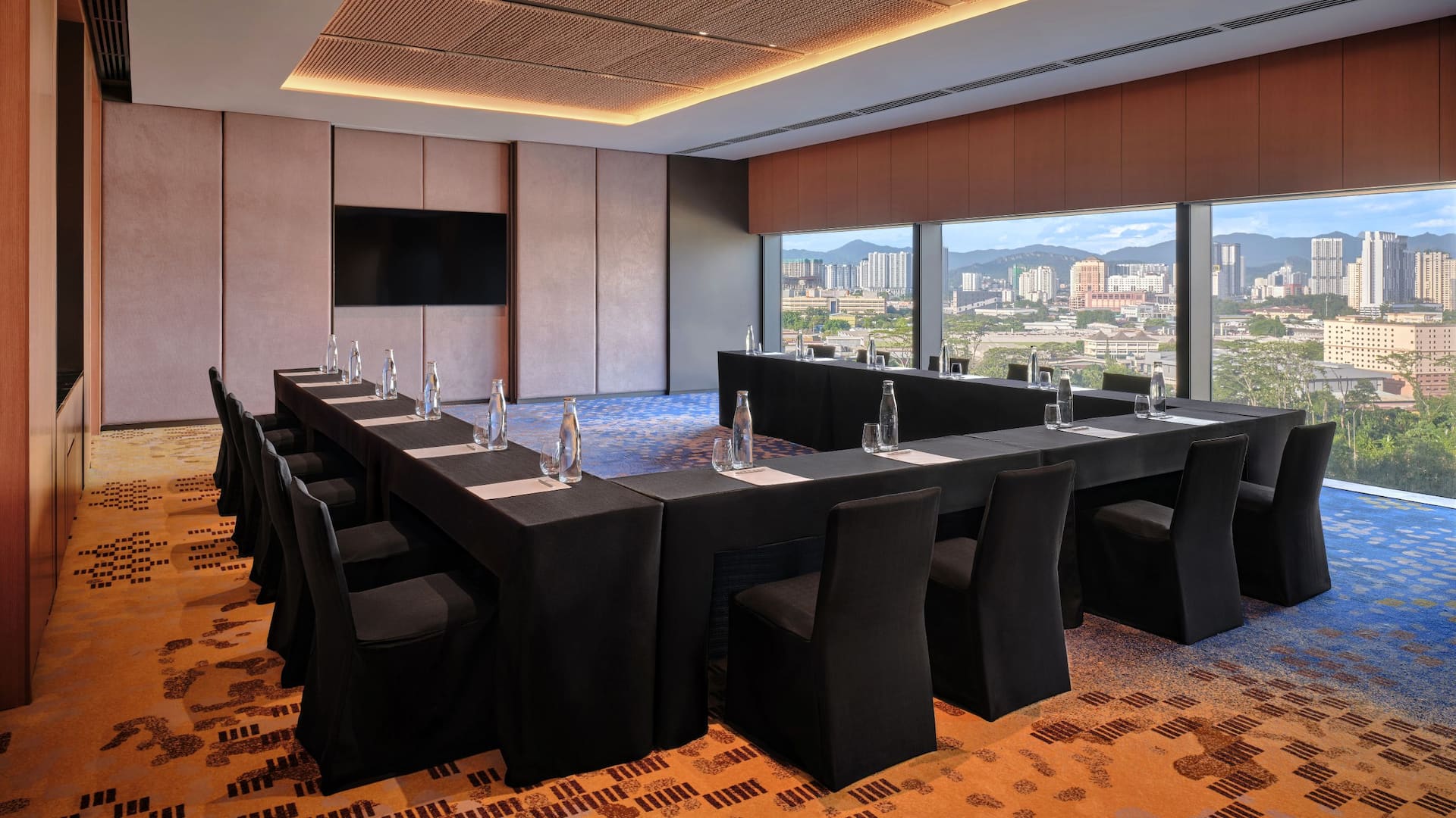 第 1，共 1 Hyatt Regency Kuala Lumpur at KL Midtown Duta Room U Shape Seating