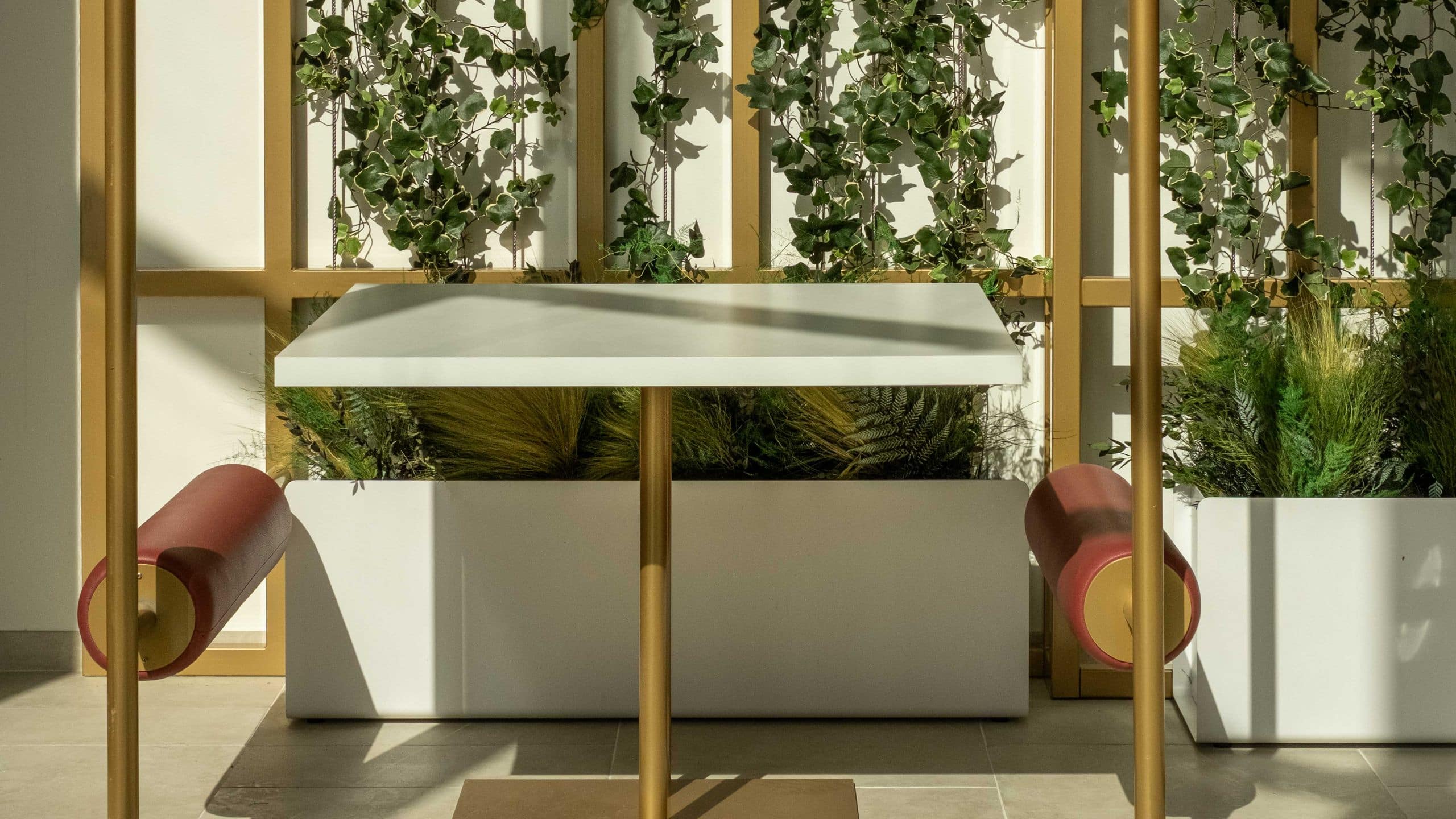 Hyatt Centric Reims Lobby Groups Green Wall