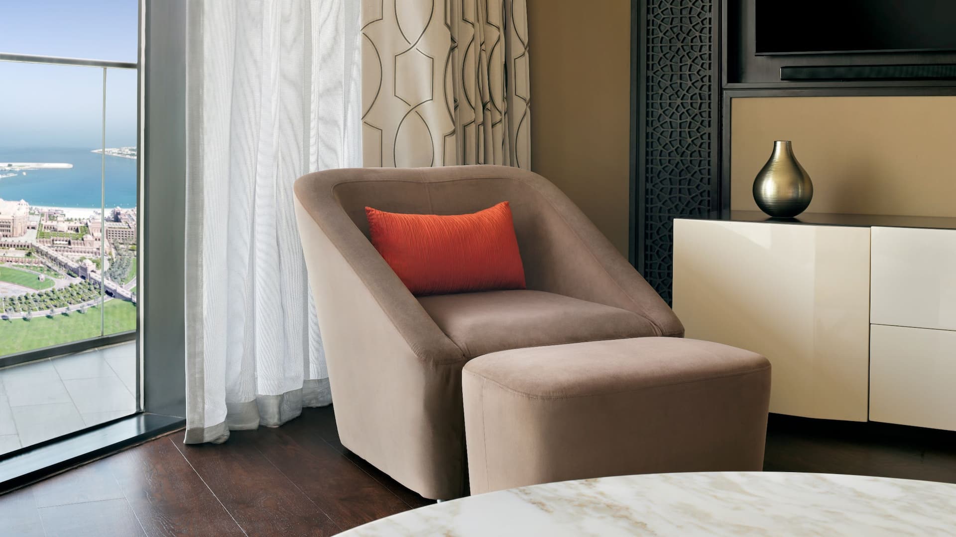 2 of 9 Grand Hyatt Abu Dhabi Hotel & Residences Emirates Pearl Suite Living Room With Palace View