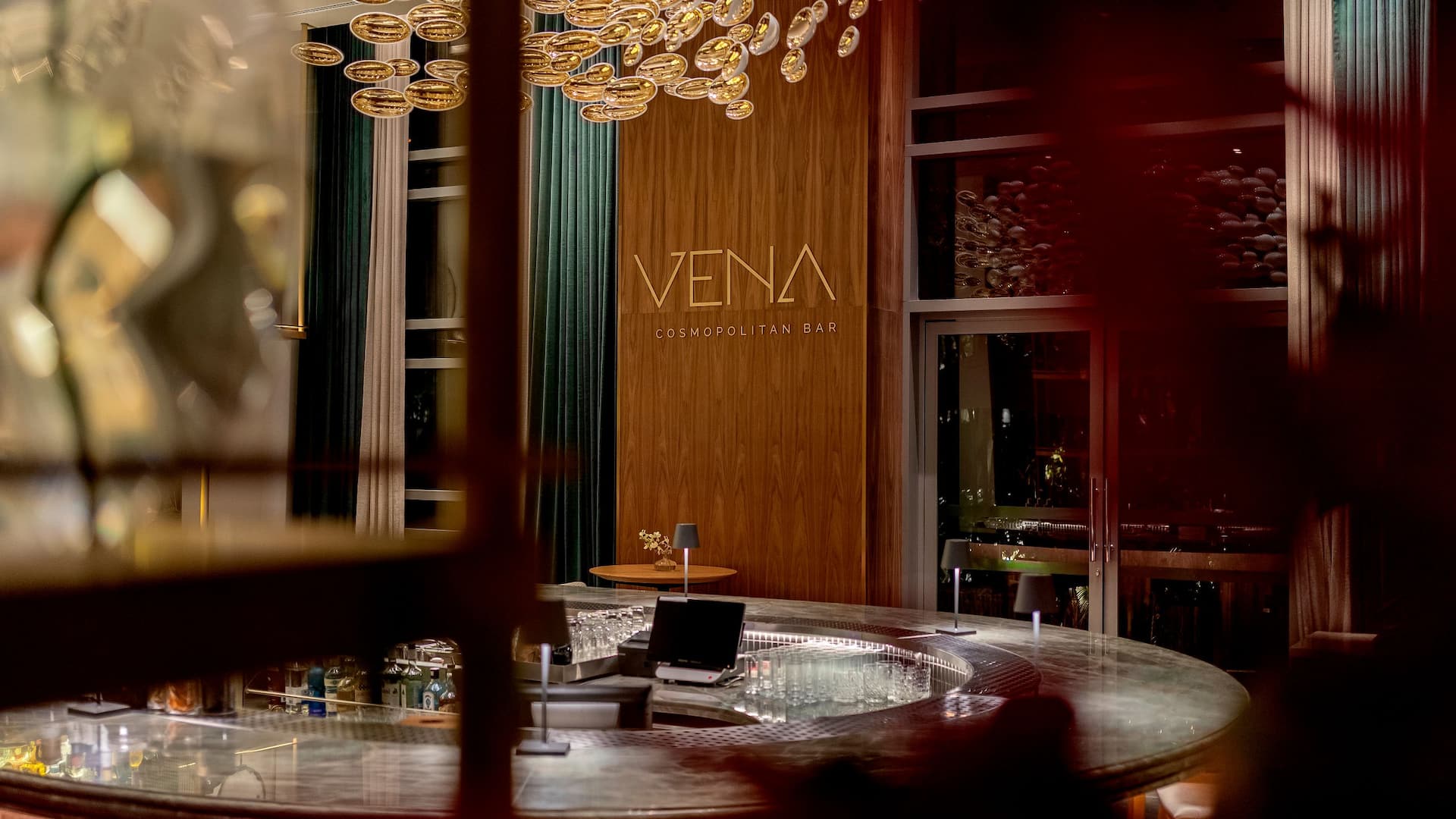 1 de 1 Grand Hyatt São Paulo Vena Cosmopolitan Bar Side View