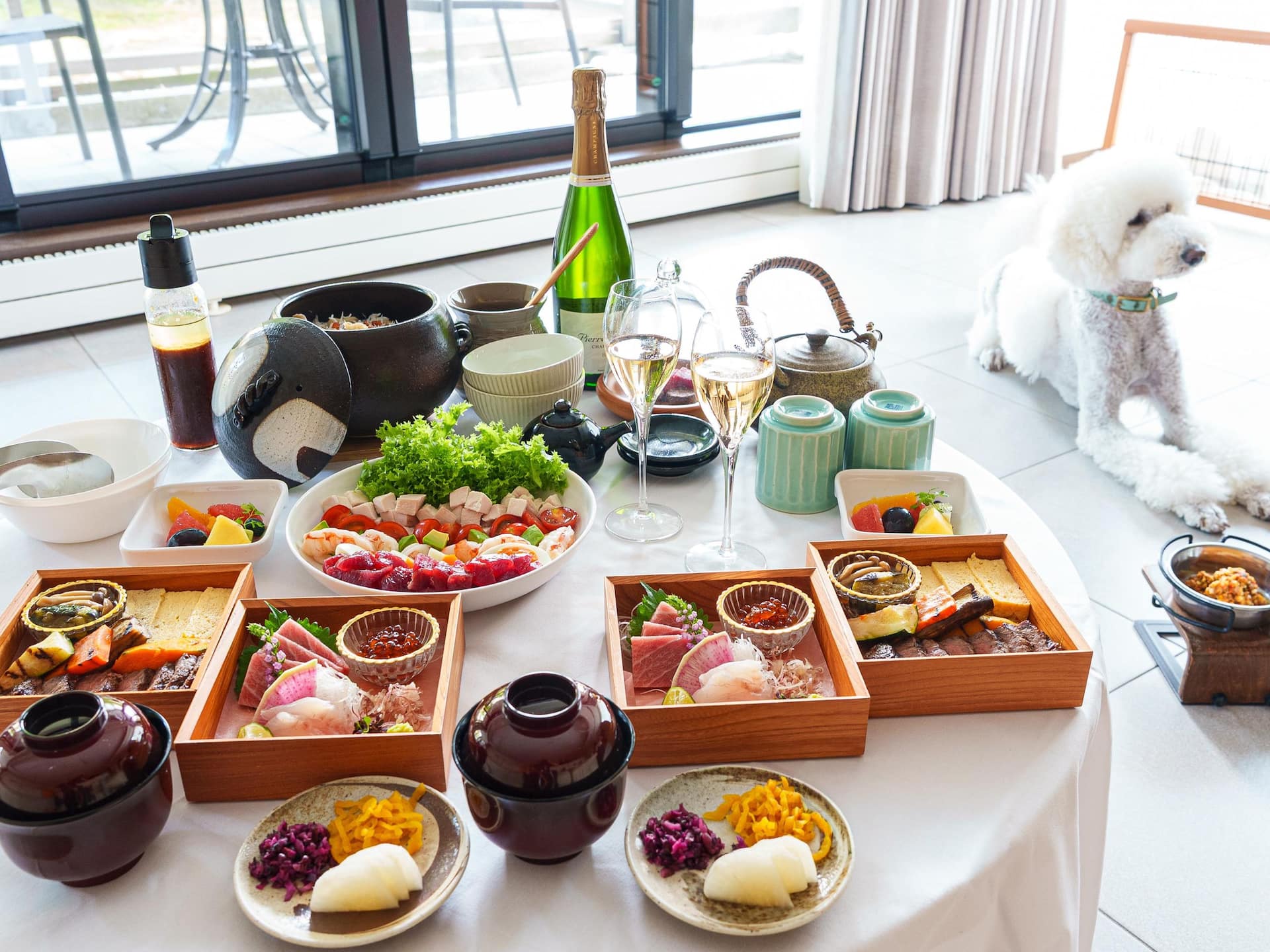 Hyatt Regency Hakone Resort and Spa Dog Friendly Room Services Dinner With Dog