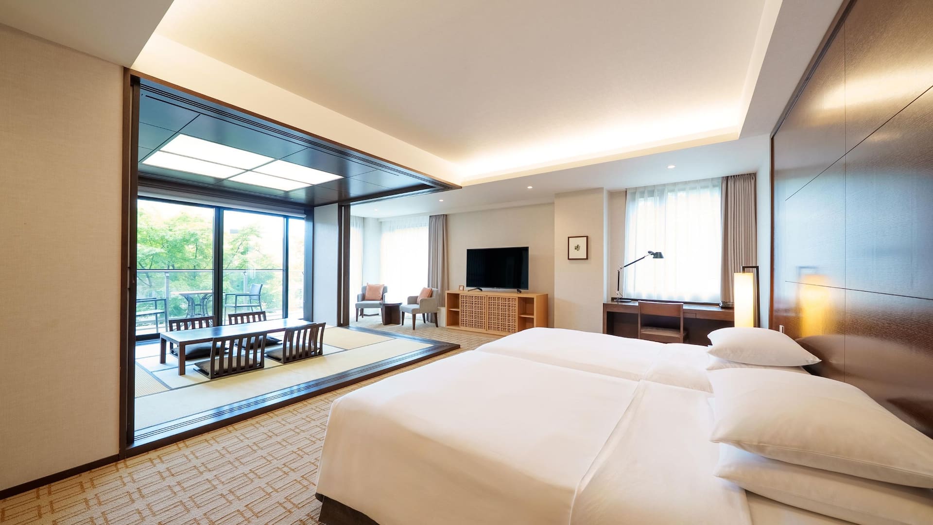 Hyatt Regency Hakone Resort and Spa Regency Suite Twin Beds Tatami Living