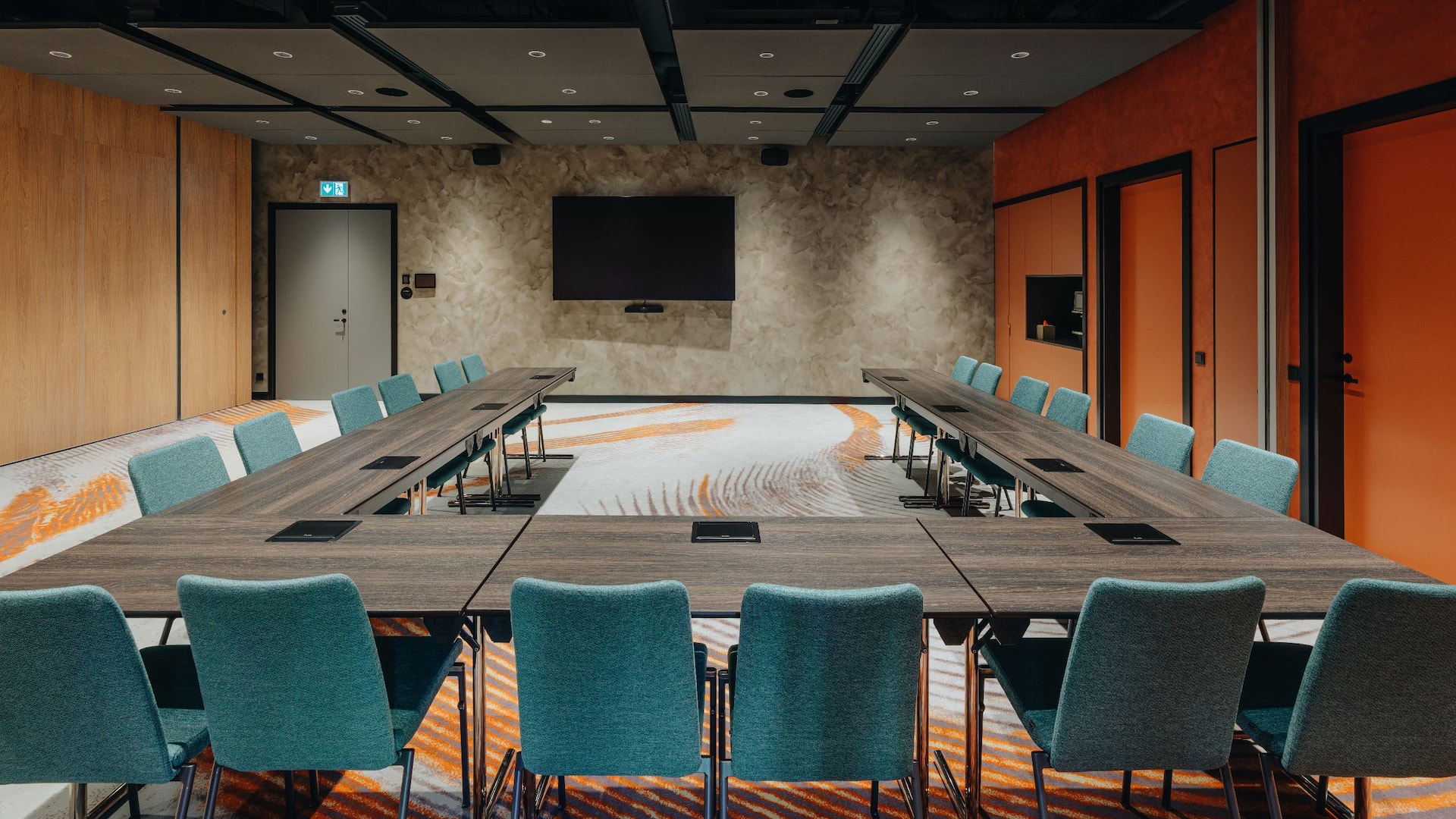 2 of 5 Hyatt Place Tallinn Meeting Room U Shape