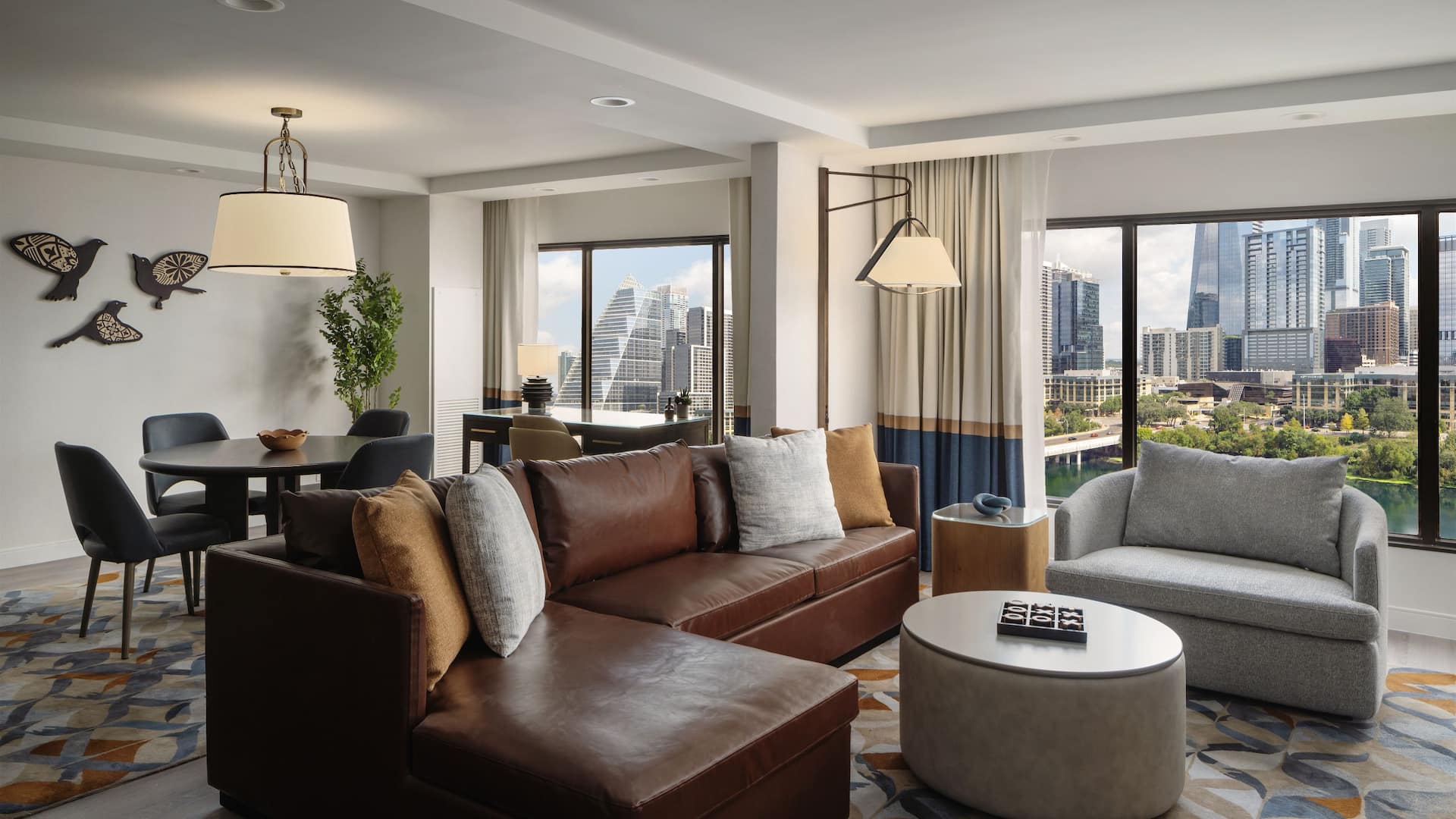 Hyatt Regency Austin Lake View Signature Suite