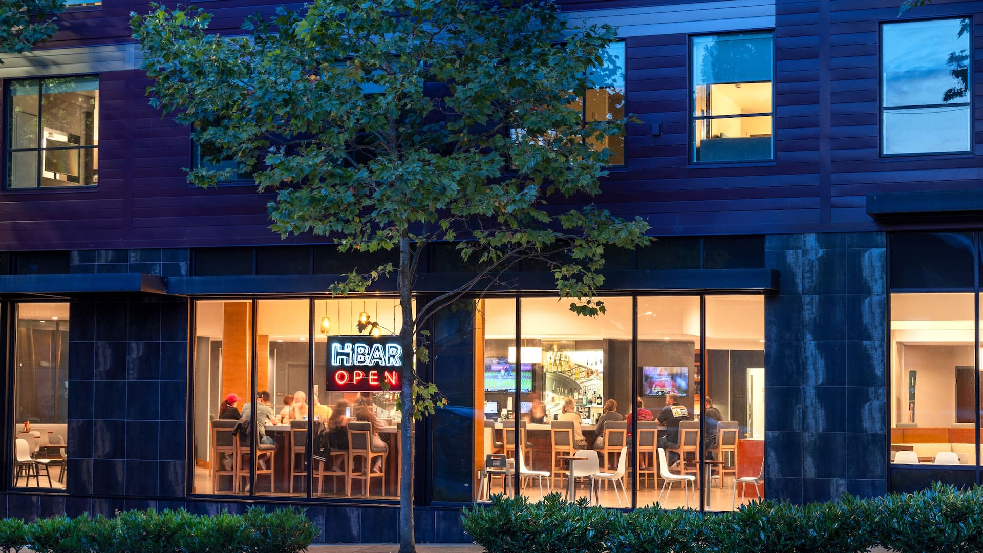 Hyatt House Seattle/Downtown Hbar Open