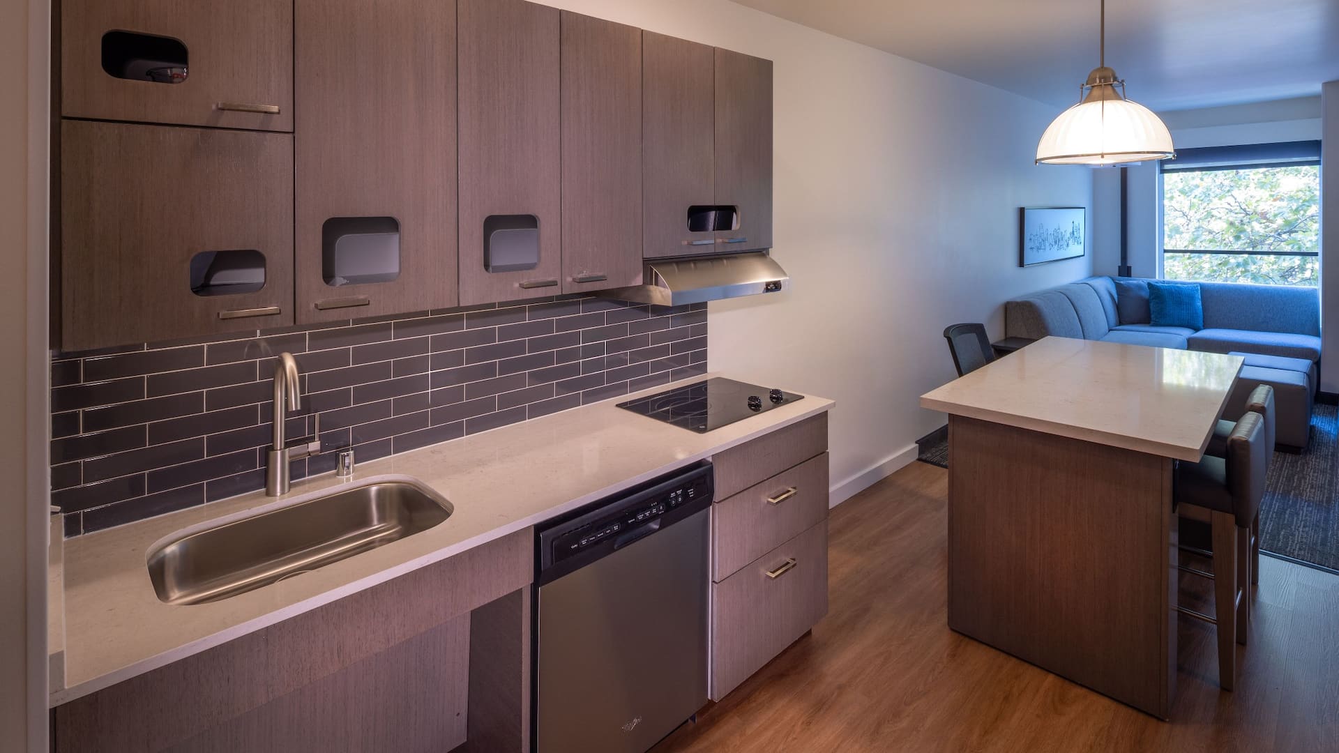 5/6 Hyatt House Seattle/Downtown Accessible Studio Kitchen