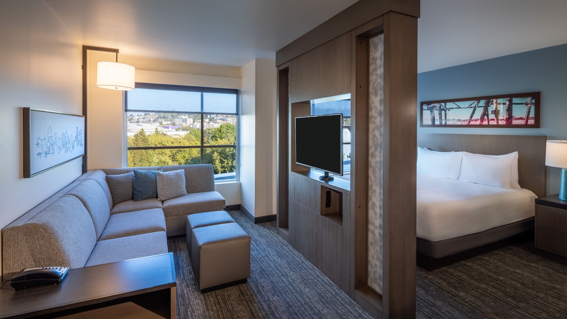 Hyatt House Seattle/Downtown Studio Living Area