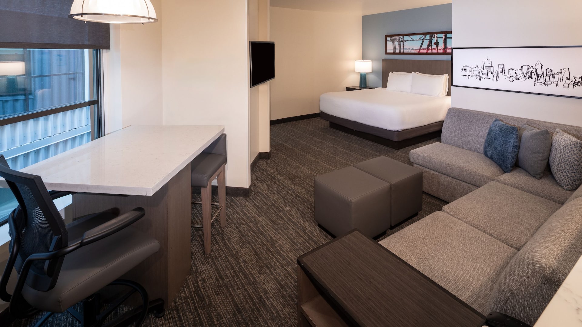 3/9 Hyatt House Seattle/Downtown King Bed Studio Living Area