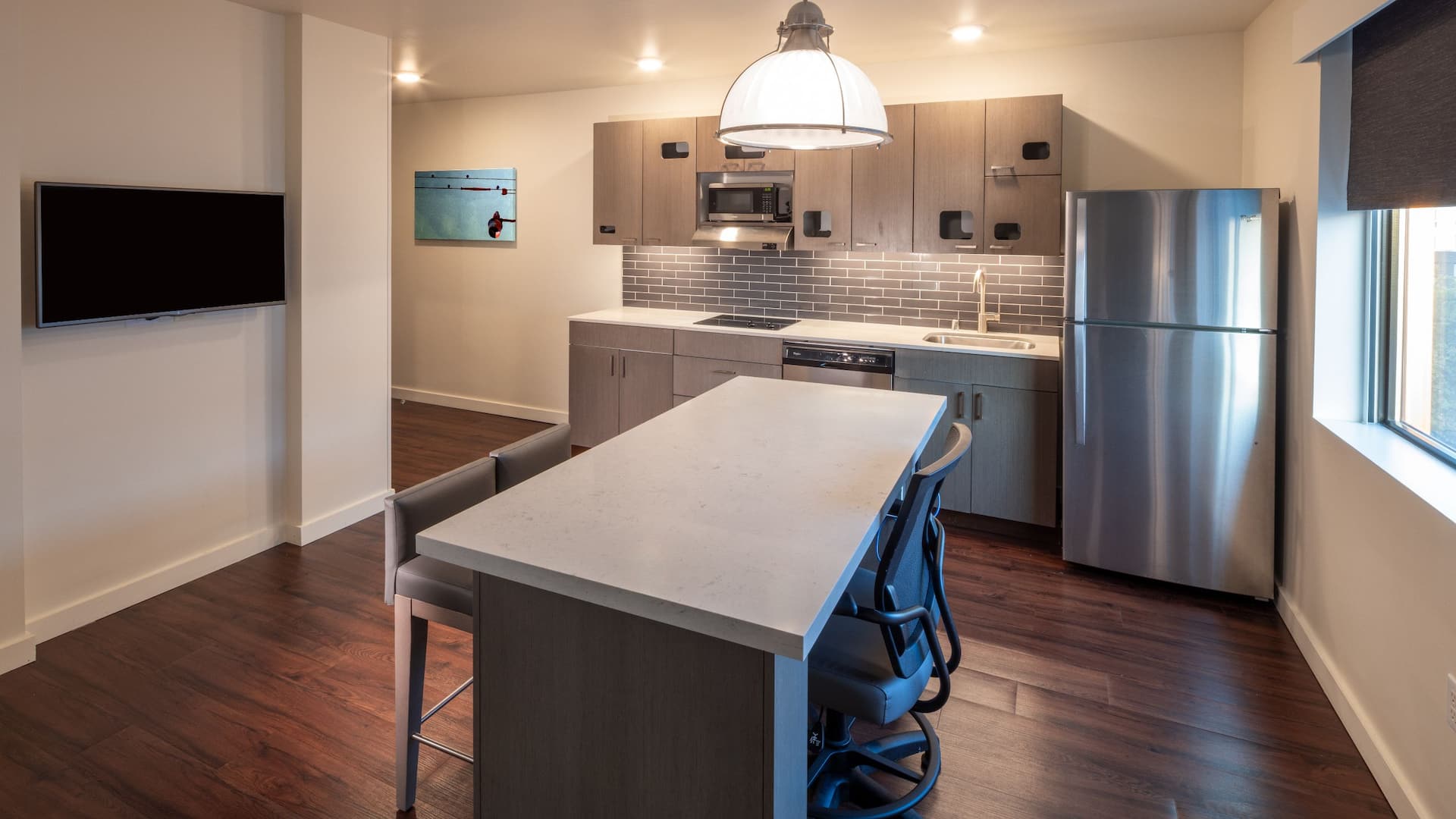 5/7 Hyatt House Seattle/Downtown Two Queen One Bedroom Suites Kitchen