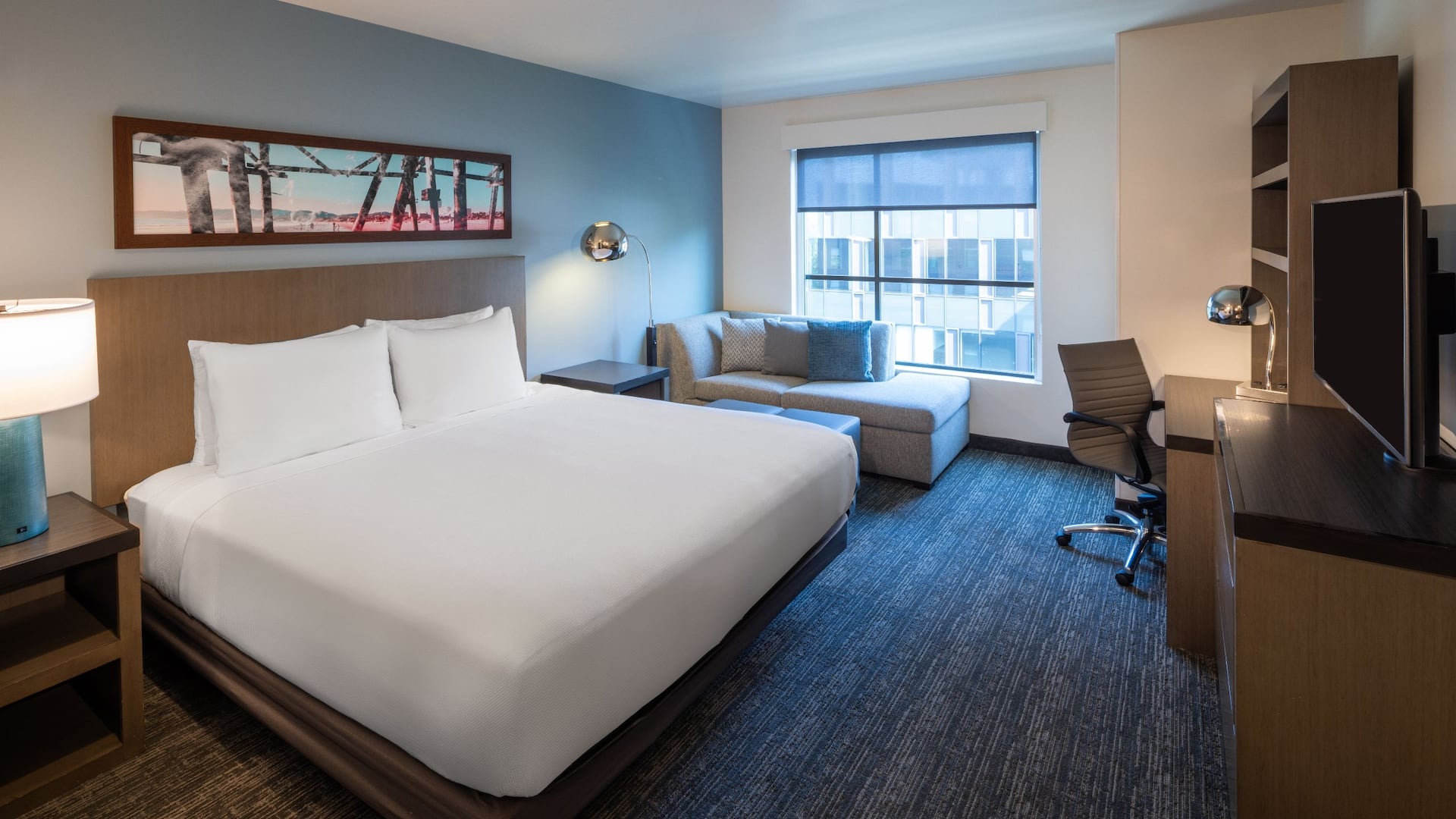 1/5 Hyatt House Seattle/Downtown King Den Bed